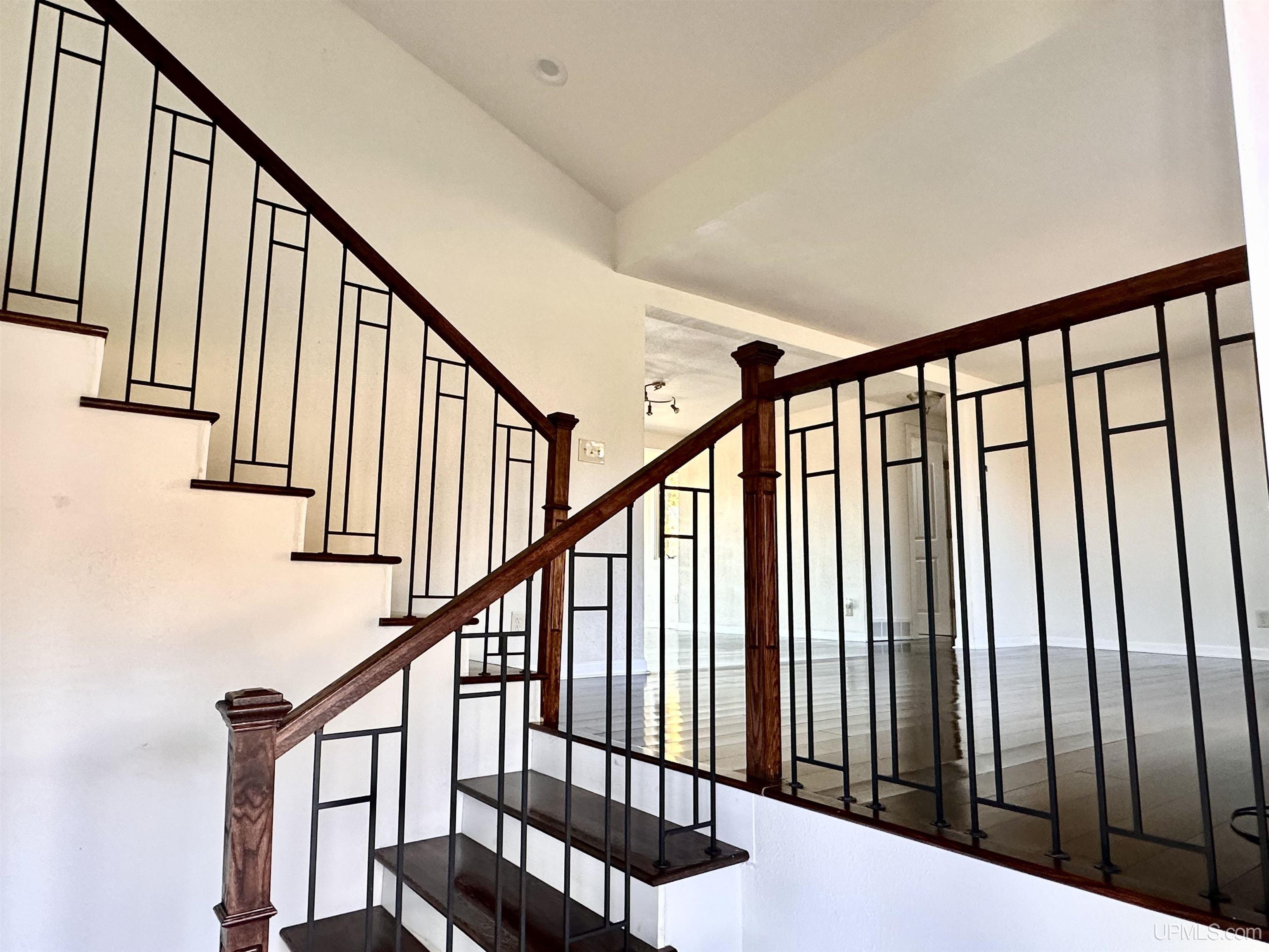 Homes for sale in Iron Mountain, MI | 1508 S Grant St, Iron Mountain, MI 49801 | MLS# 50193575