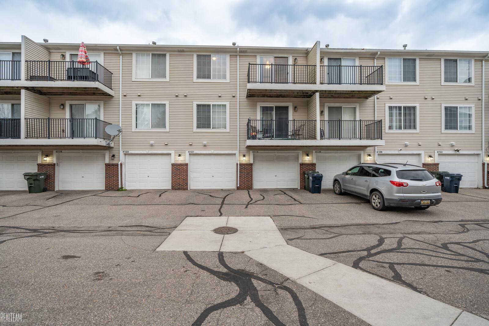 Homes for sale in Sterling Heights, MI | 43117 Burlington Dr, Sterling Heights, MI 48312 | MLS# 50193619