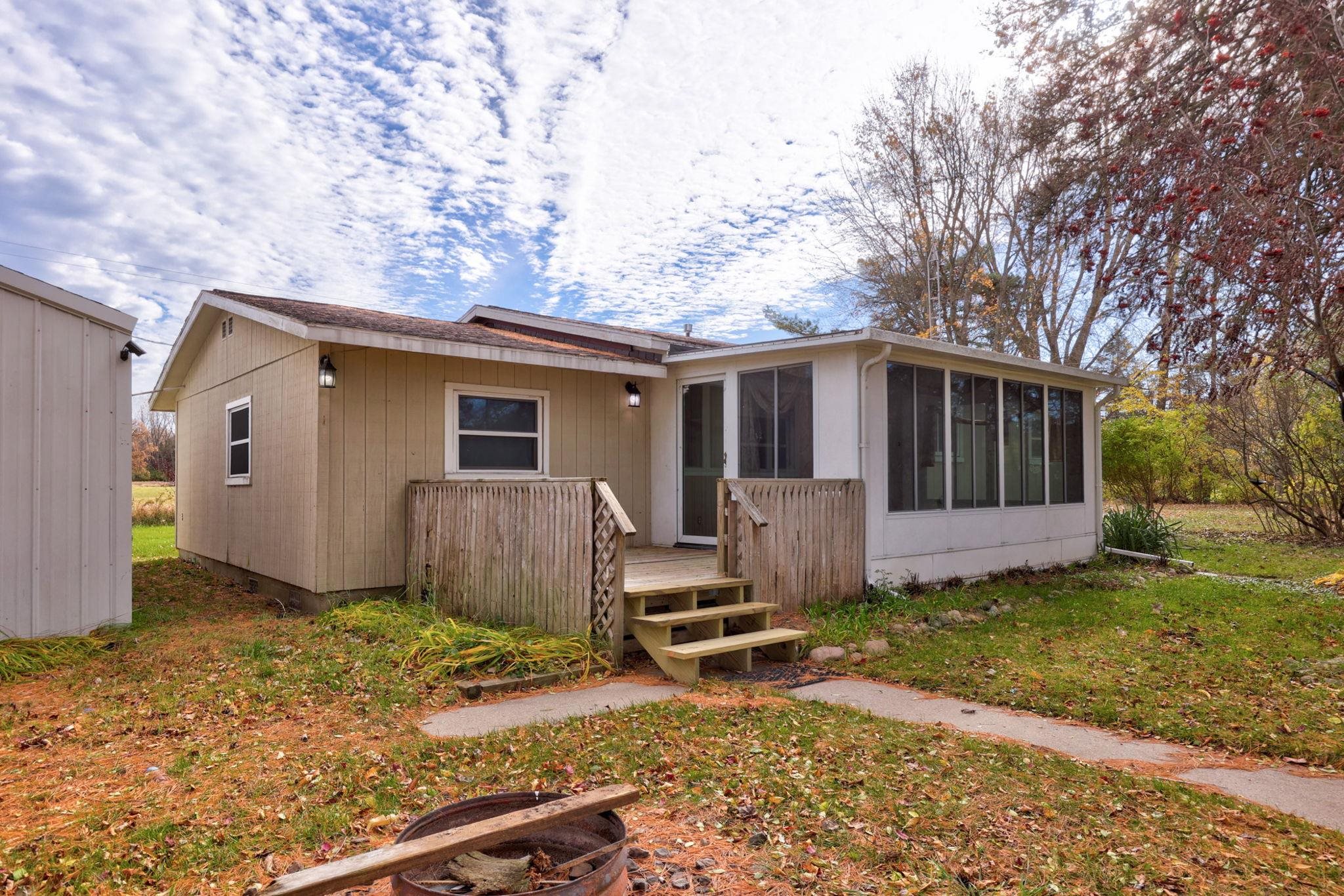 Homes for sale in Vassar, MI | 5675 Oak Rd, Vassar, MI 48768 | MLS# 50193628