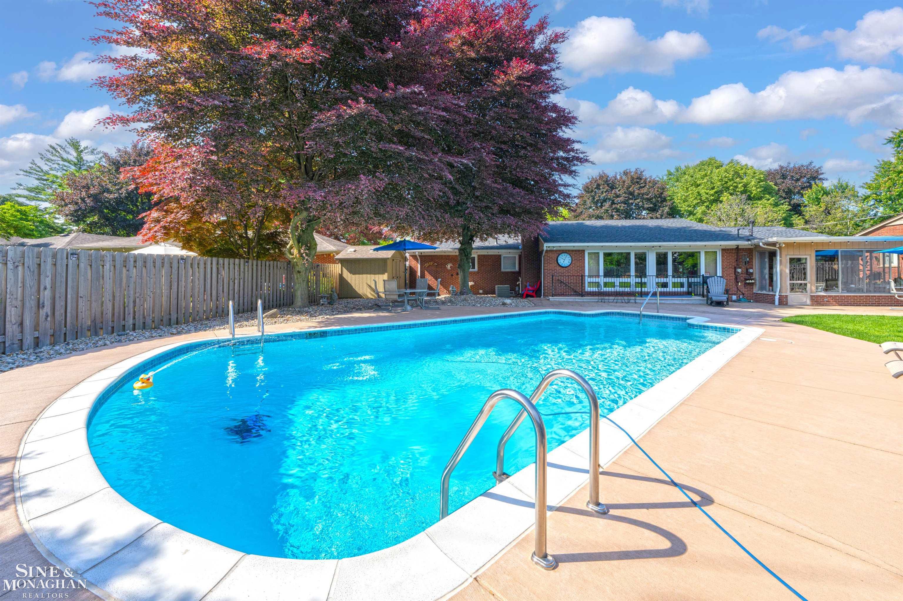 Homes for sale in Grosse Pointe Woods, MI | 528 Hidden Ln, Grosse Pointe Woods, MI 48236 | MLS# 50193632