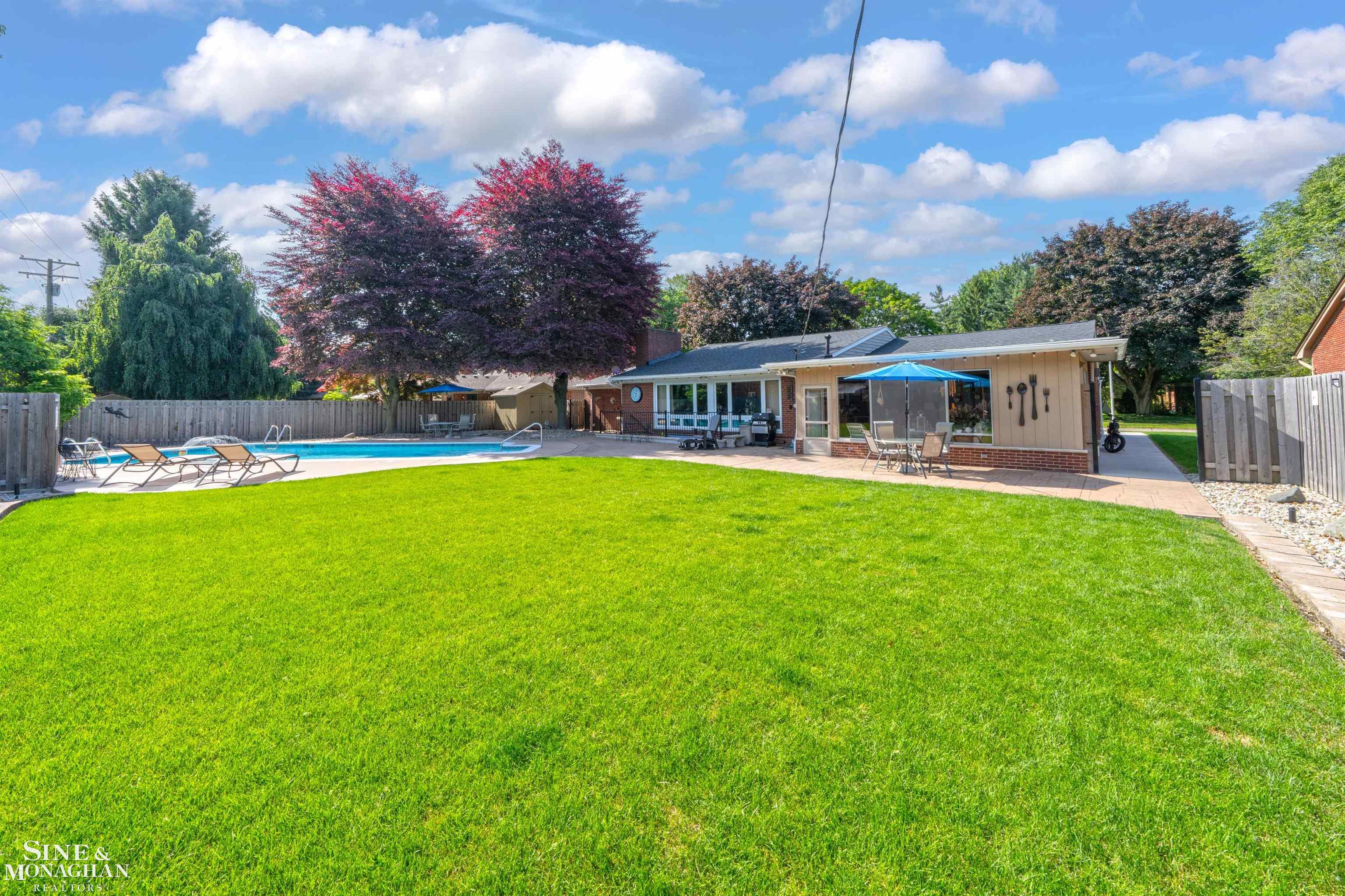 Homes for sale in Grosse Pointe Woods, MI | 528 Hidden Ln, Grosse Pointe Woods, MI 48236 | MLS# 50193632