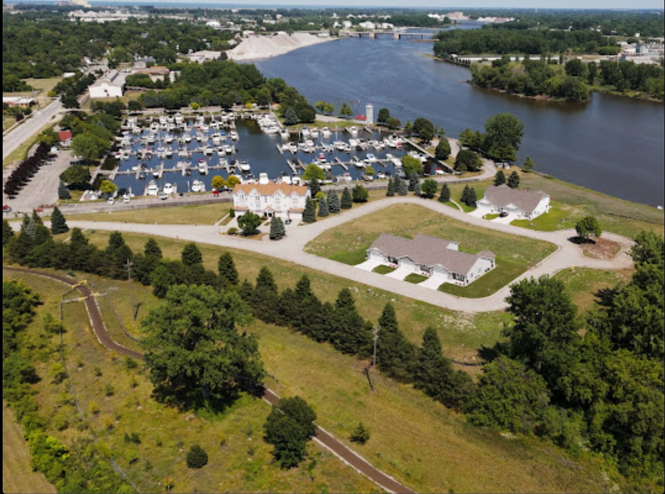 Homes for sale in Bay City, MI | 9 Or 11 Cove Dr, Bay City, MI 48706 | MLS# 50193641