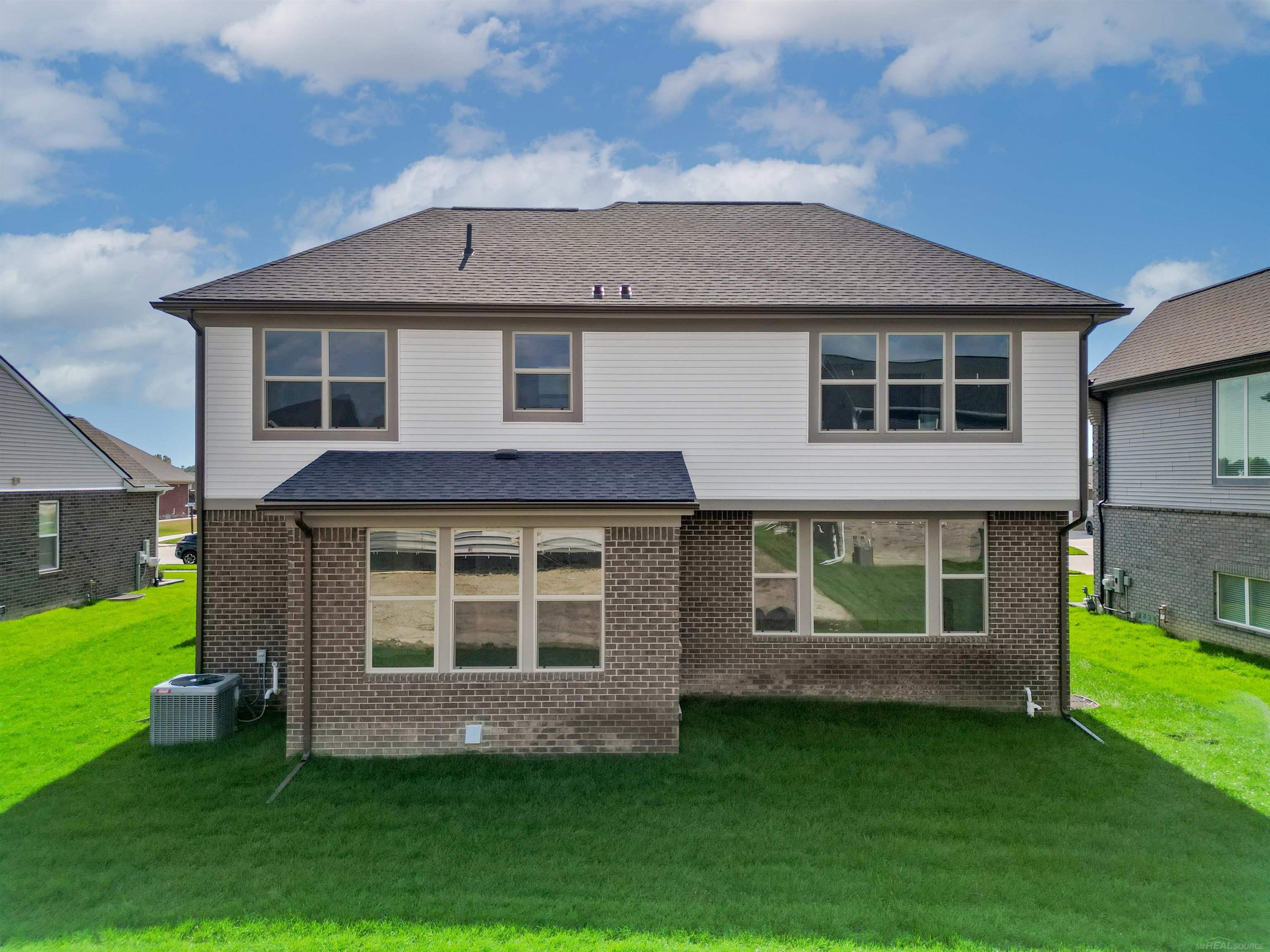 Homes for sale in Macomb, MI | 17317 Megan Dr #45, Macomb, MI 48042 | MLS# 50193671