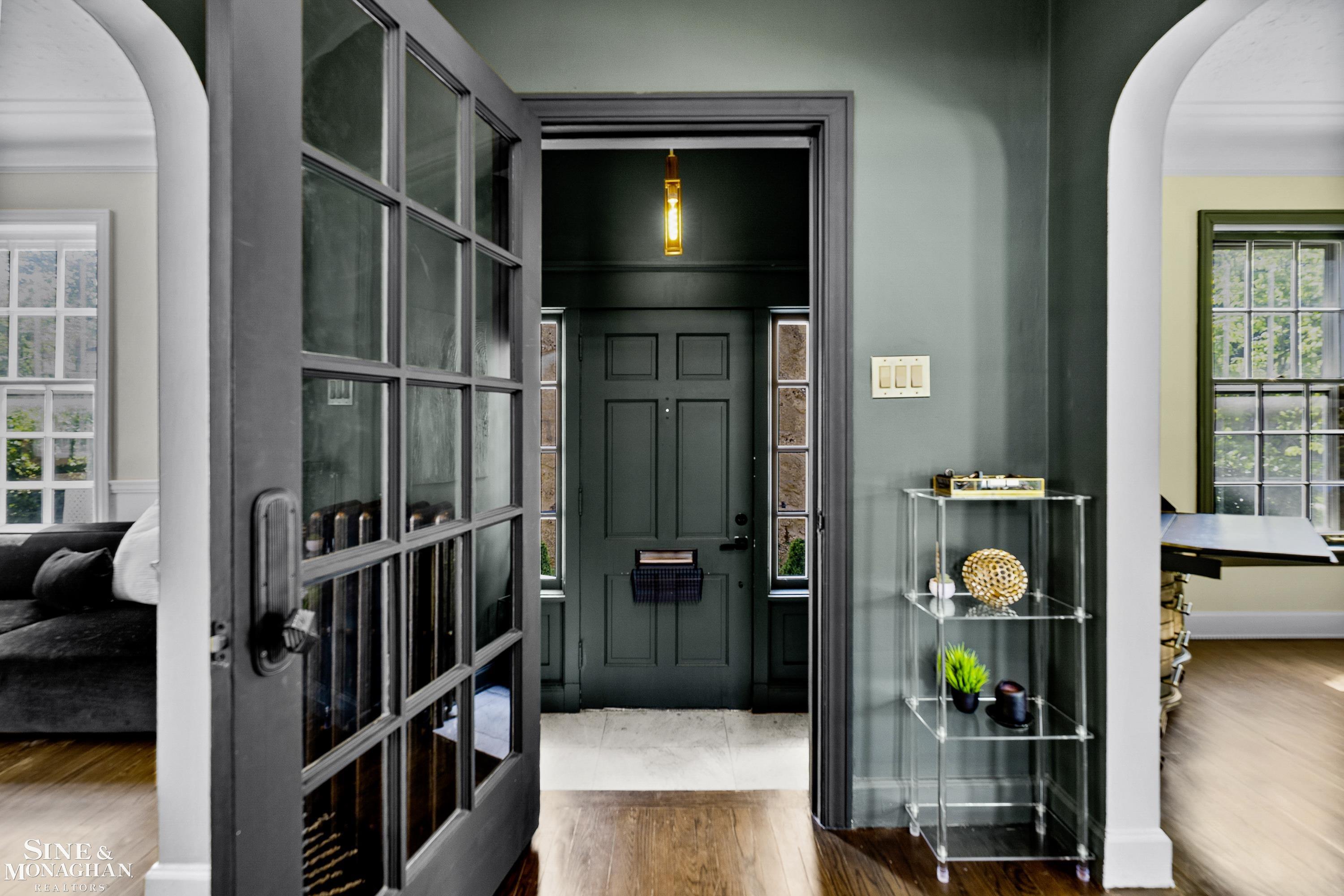 Homes for sale in Grosse Pointe Farms, MI | 276 Lewiston Rd, Grosse Pointe Farms, MI 48236 | MLS# 50193728