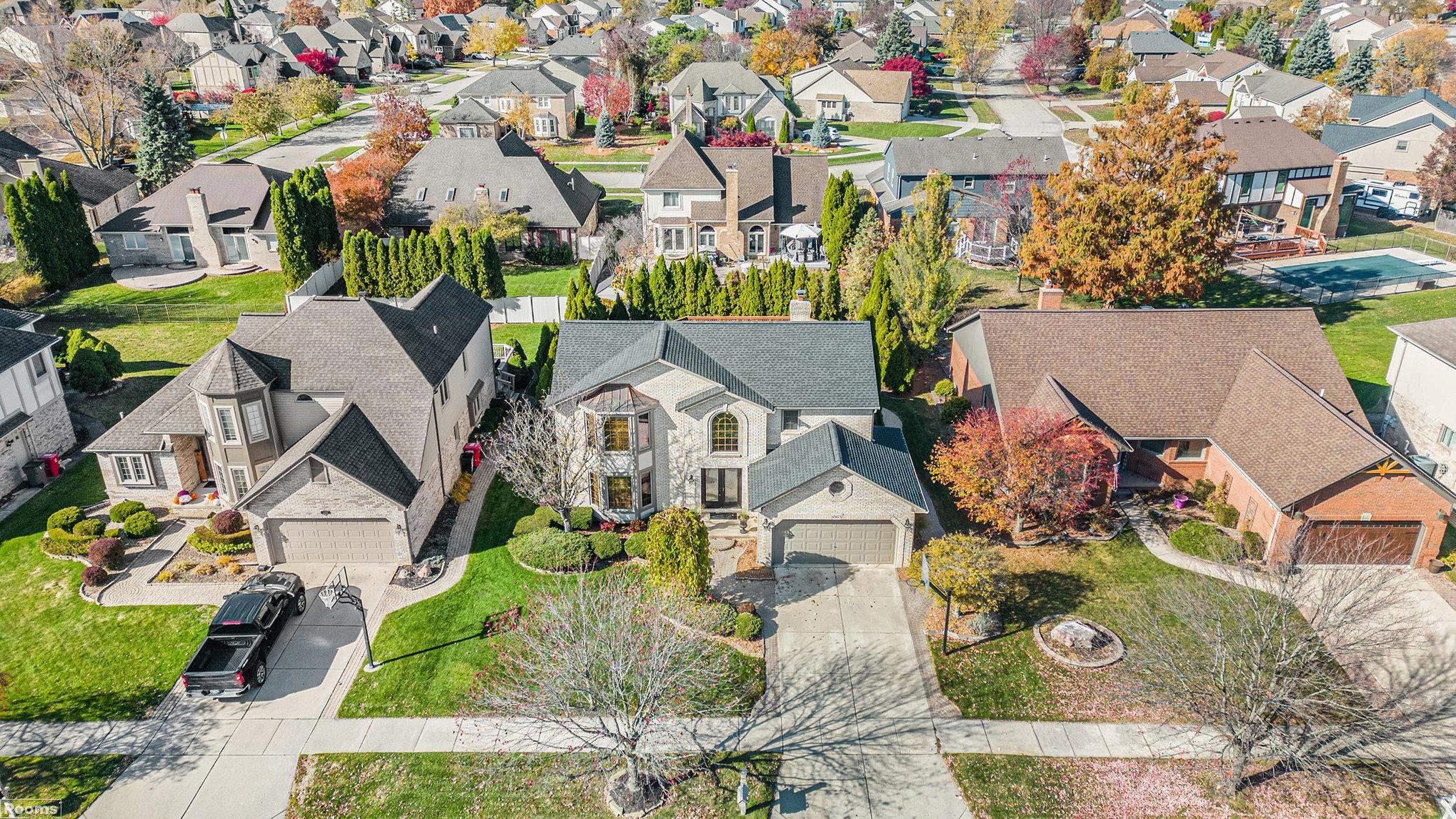 Homes for sale in Clinton Township, MI | 43673 Welland Dr Dr, Clinton Township, MI 48038 | MLS# 50193738