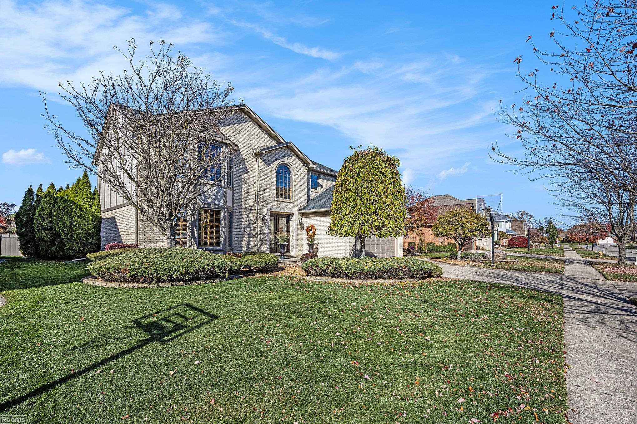 Homes for sale in Clinton Township, MI | 43673 Welland Dr Dr, Clinton Township, MI 48038 | MLS# 50193738