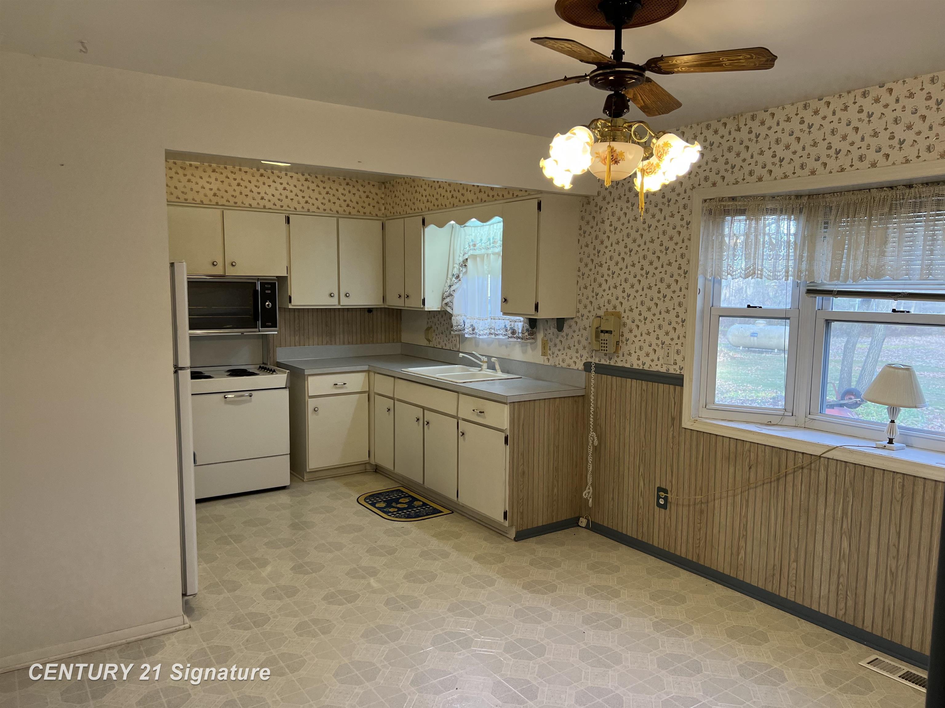 Homes for sale in Clio, MI | 11382 N Belsay Rd, Clio, MI 48420 | MLS# 50193756