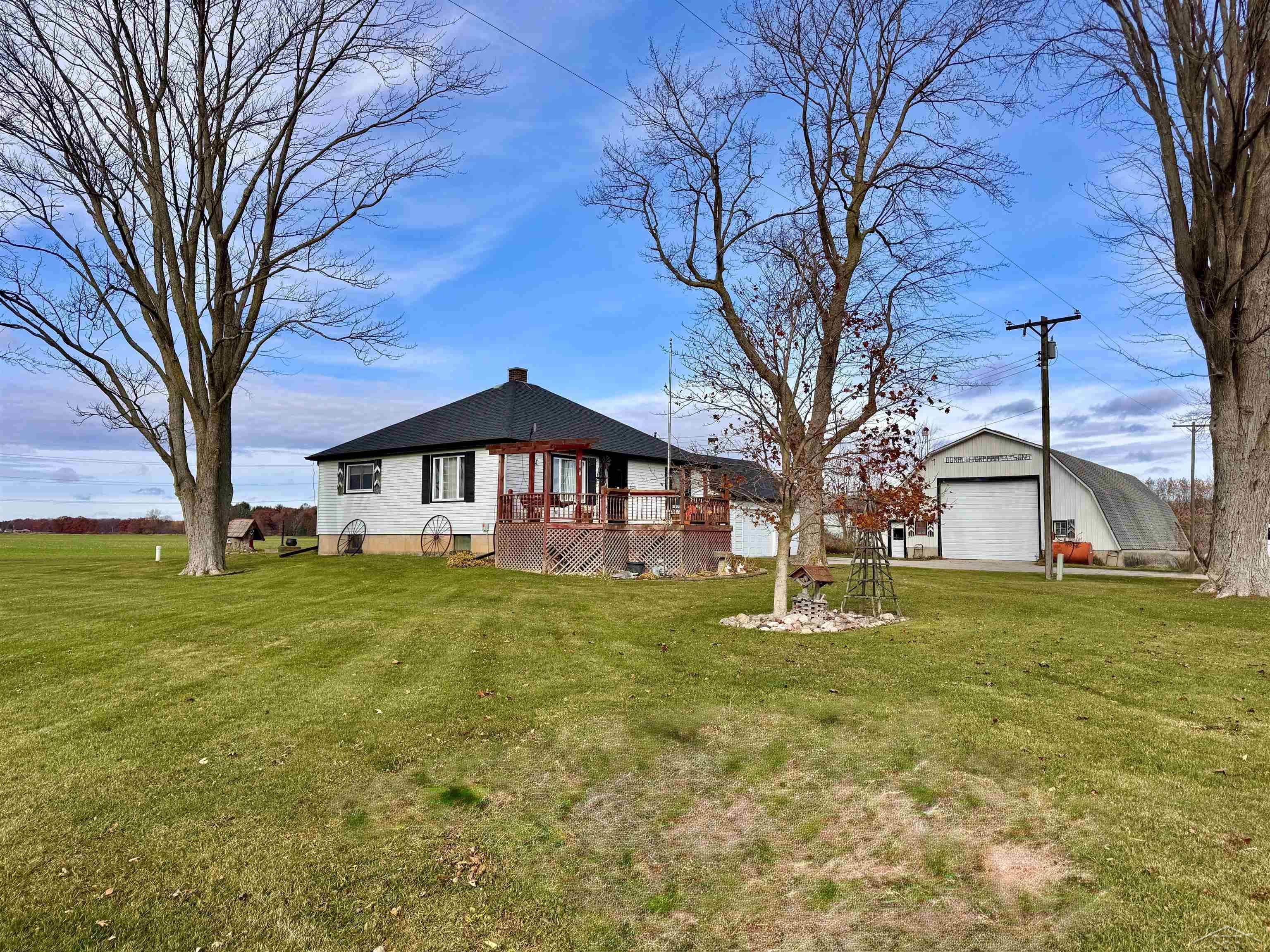 Homes for sale in Hemlock, MI | 4190 S Raucholz Rd, Hemlock, MI 48626 | MLS# 50193943