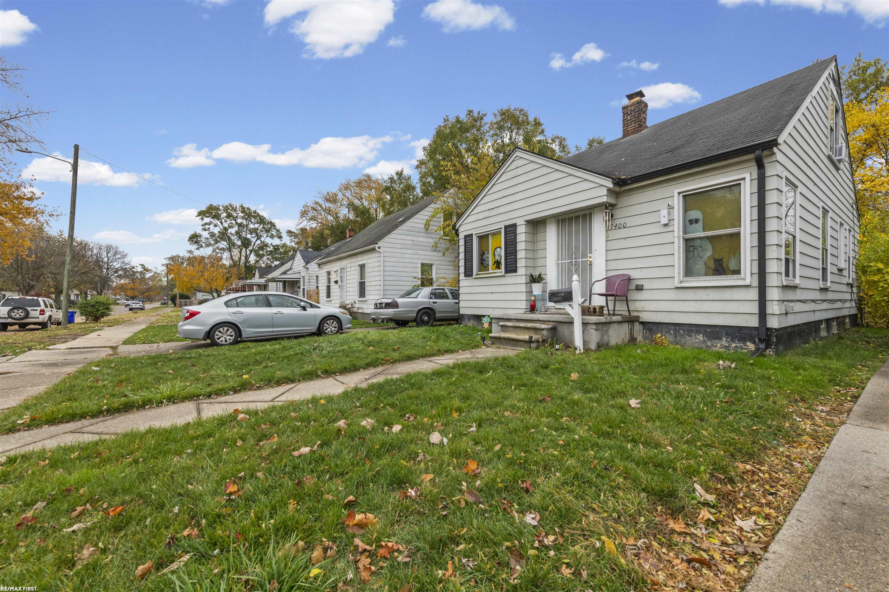 Homes for sale in Harper Woods, MI | 19400 Kingsville St, Harper Woods, MI 48225 | MLS# 50193975