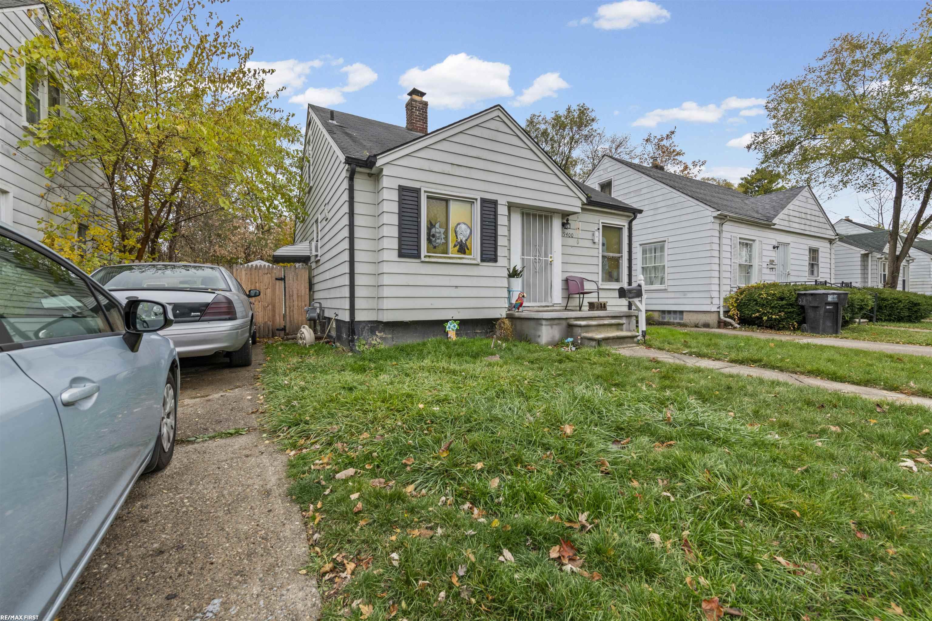 Homes for sale in Harper Woods, MI | 19400 Kingsville St, Harper Woods, MI 48225 | MLS# 50193975