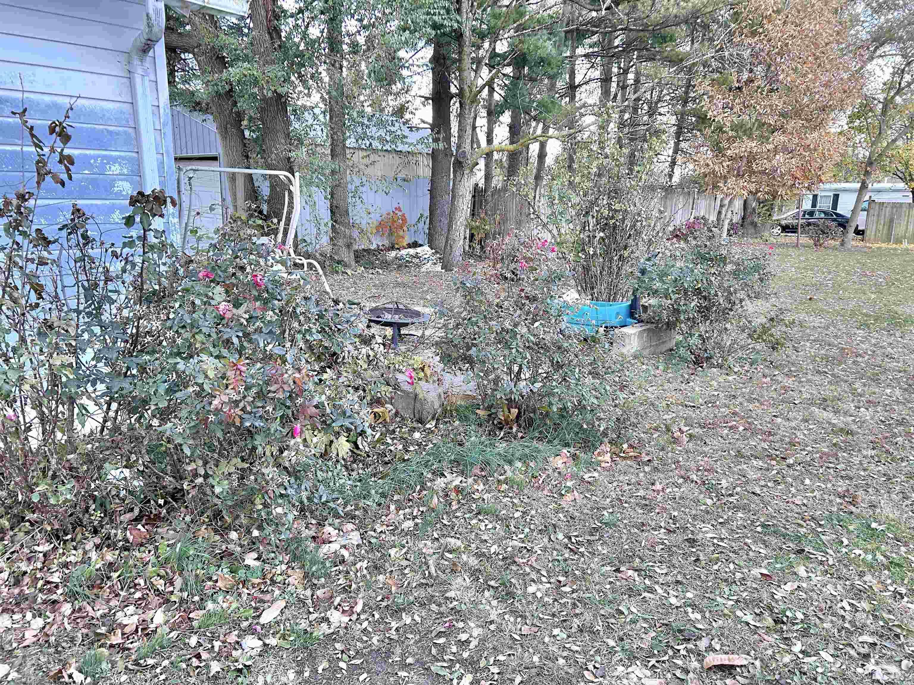 Homes for sale in Adrian, MI | 7489 Jefferson St, Adrian, MI 49221 | MLS# 50193983