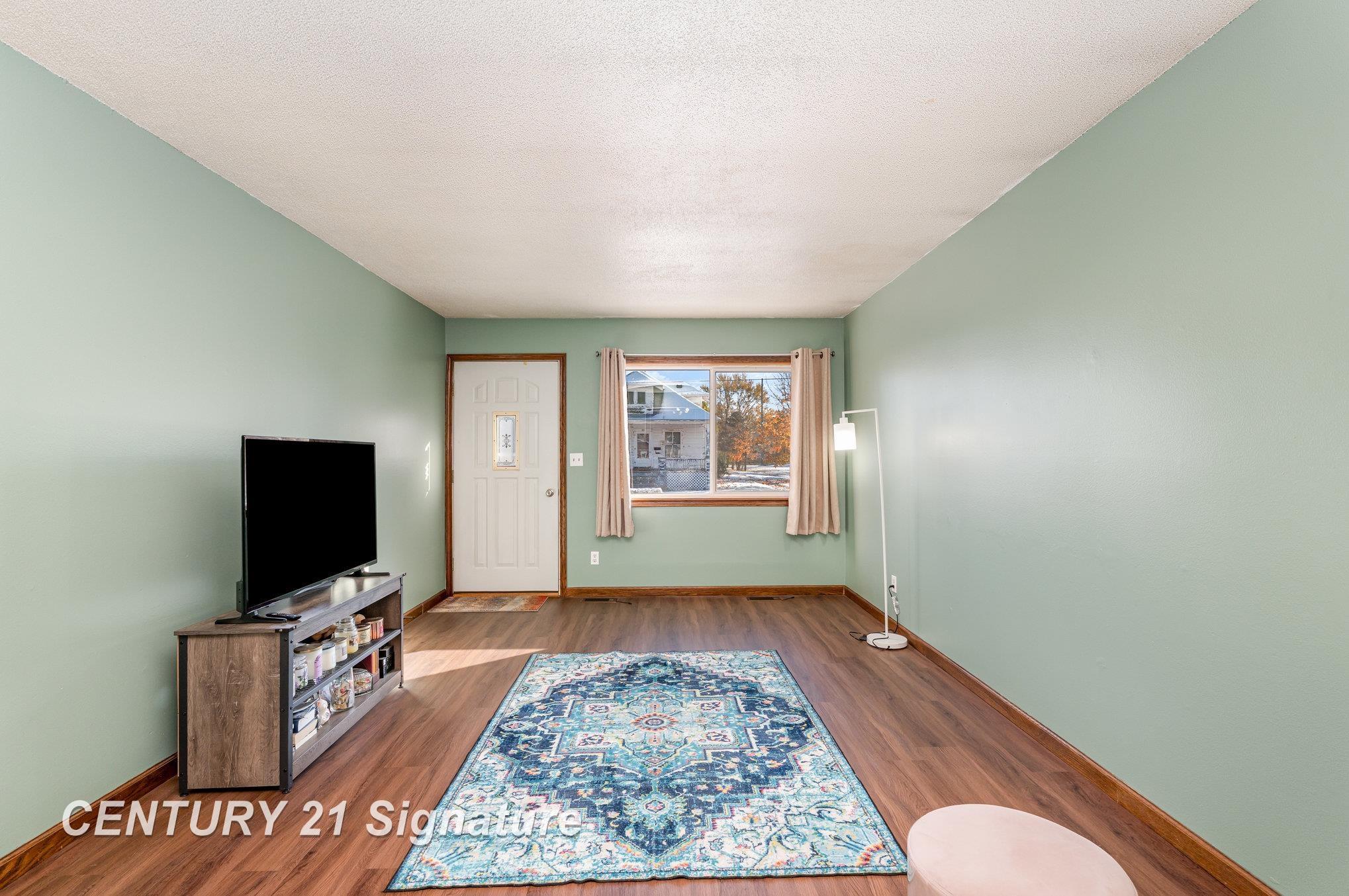 Homes for sale in Bay City, MI | 301 Mcewan St, Bay City, MI 48708 | MLS# 50193988