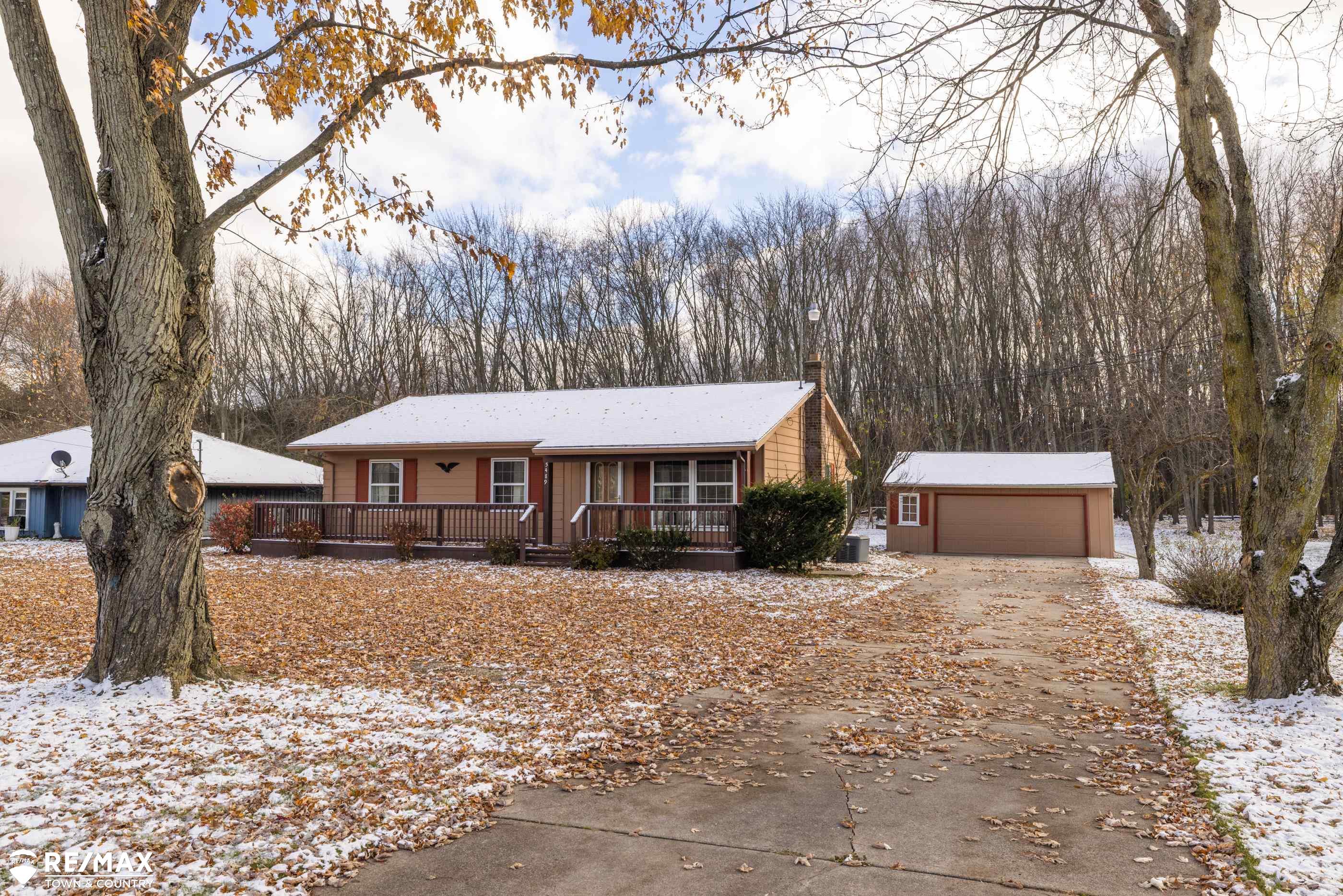 Homes for sale in Flint, MI | 5489 Brobeck St, Flint, MI 48532 | MLS# 50194025