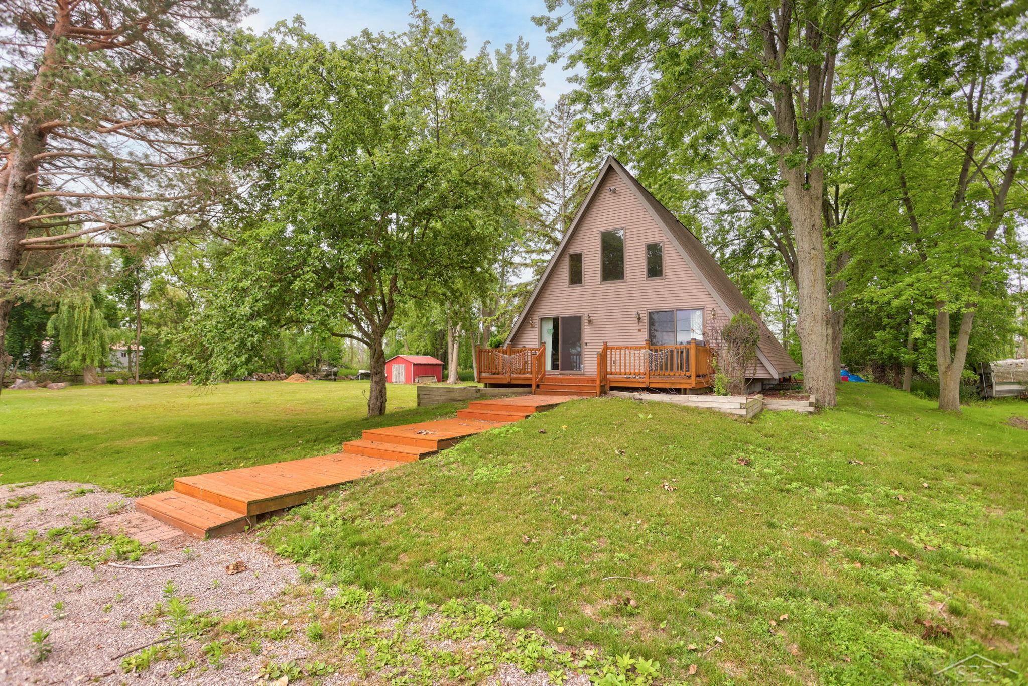 Homes for sale in Standish, MI | 5196 Beachwood Dr, Standish, MI 48658 | MLS# 50194055