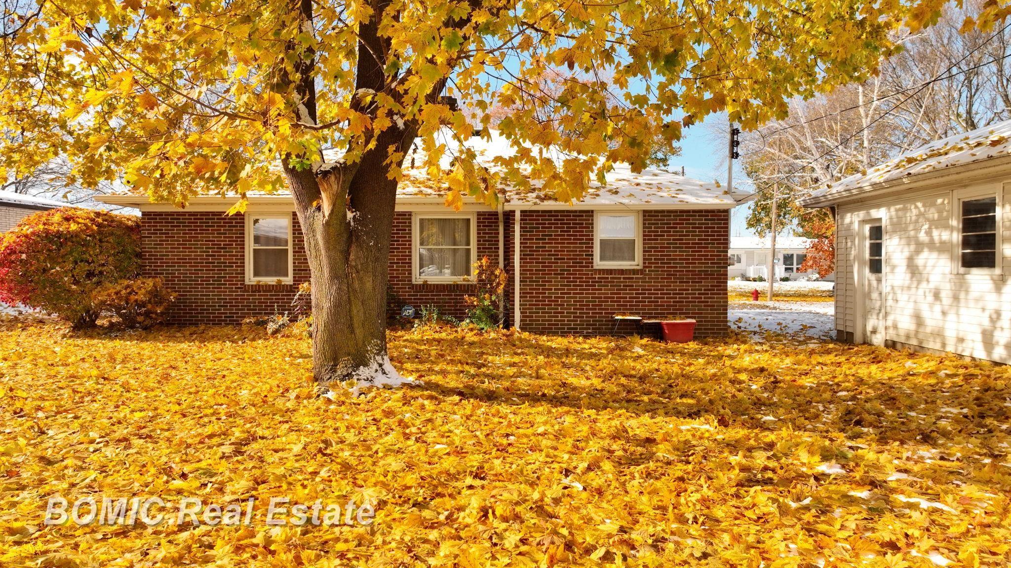 Homes for sale in Frankenmuth, MI | 327 Kern St, Frankenmuth, MI 48734 | MLS# 50194088