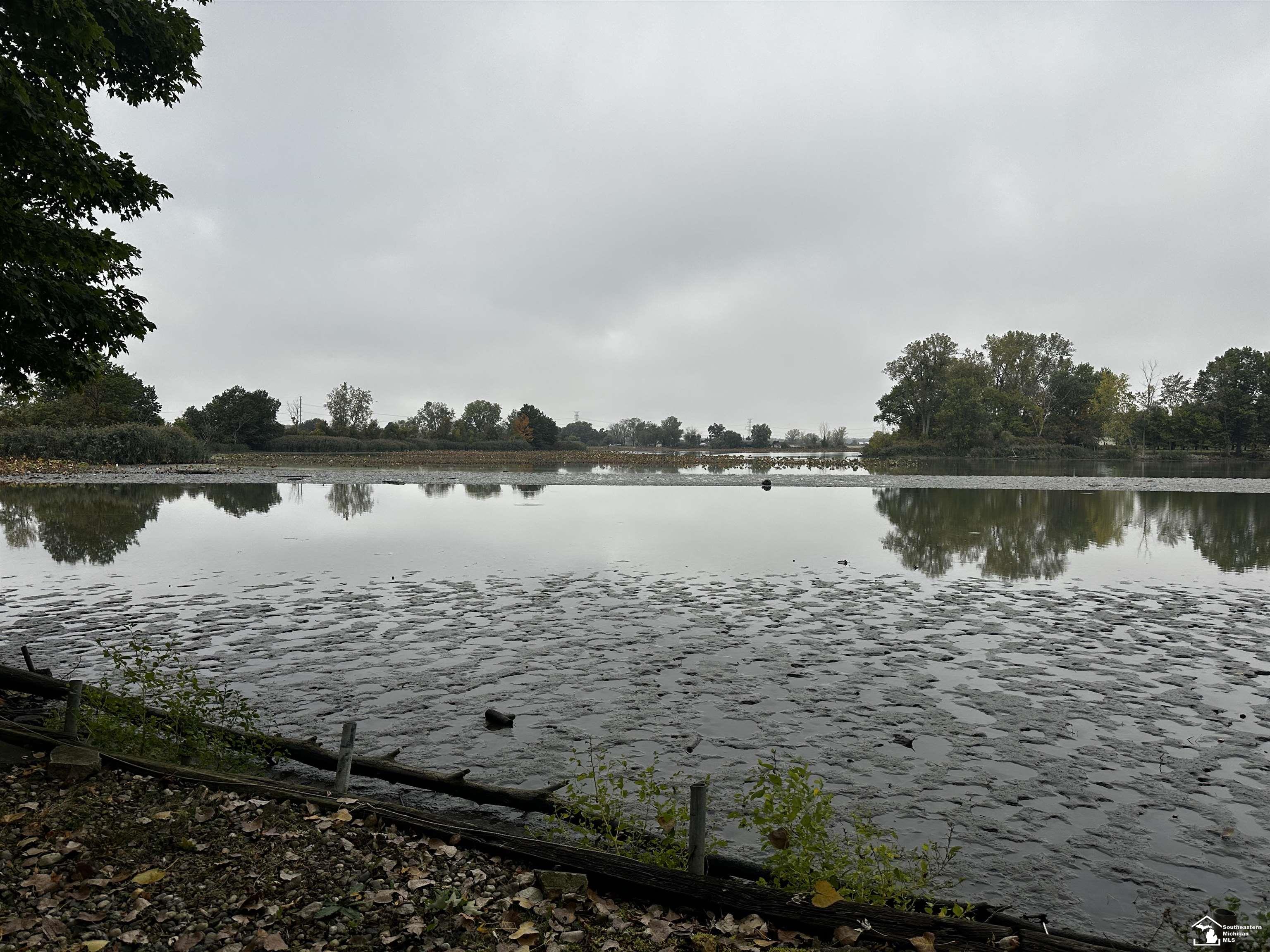 Homes for sale in Erie, MI | 6337 Grandview Dr, Erie, MI 48133 | MLS# 50194154