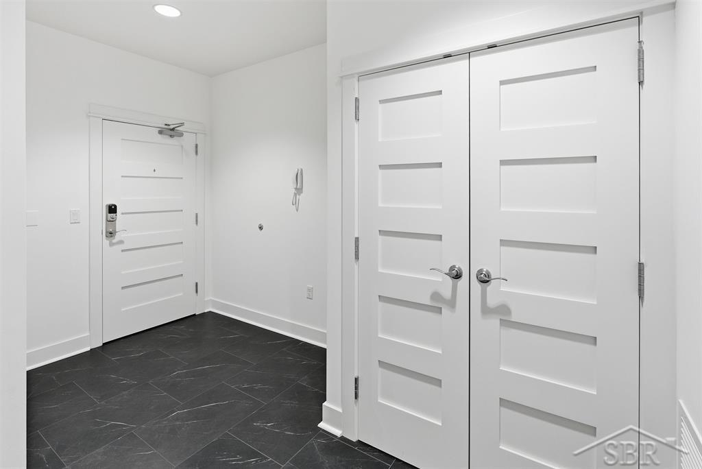 Homes for sale in Midland, MI | 201 E Ellsworth St #302, Midland, MI 48640 | MLS# 50194173