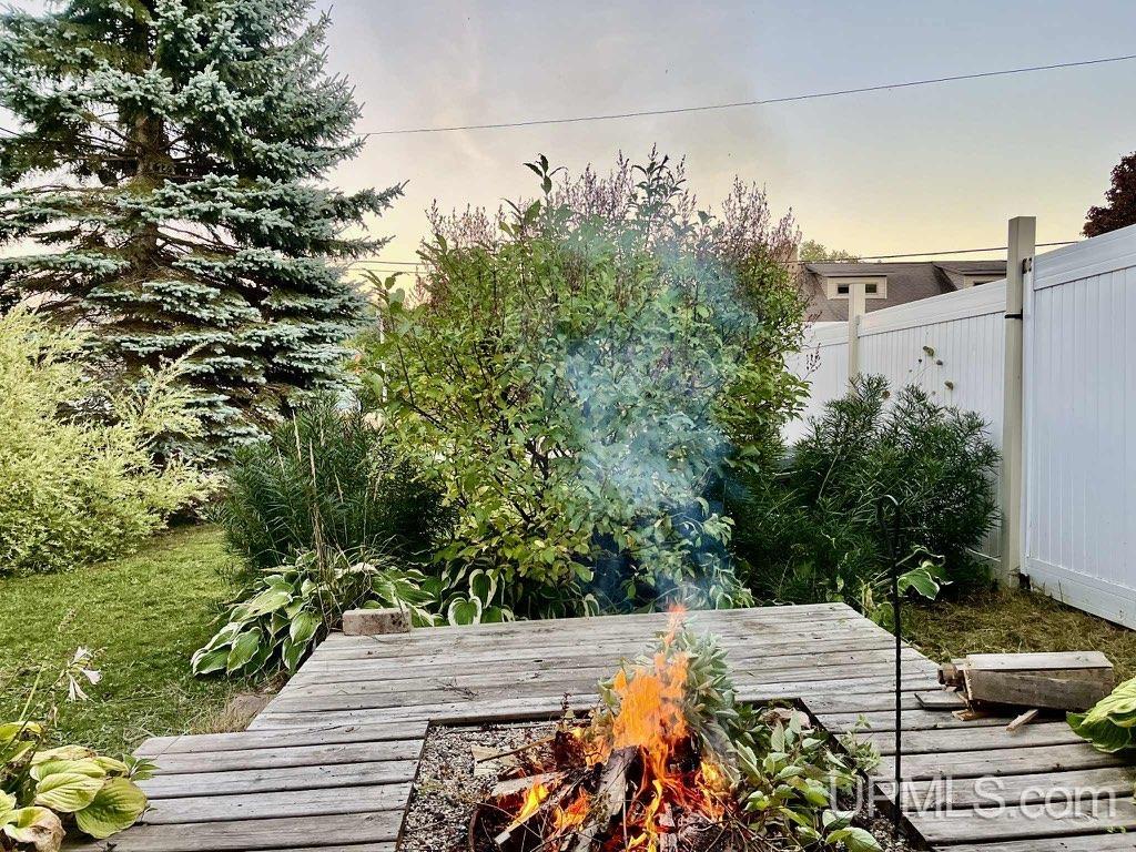 Homes for sale in Munising, MI | 331 E Varnum St, Munising, MI 49862 | MLS# 50194437