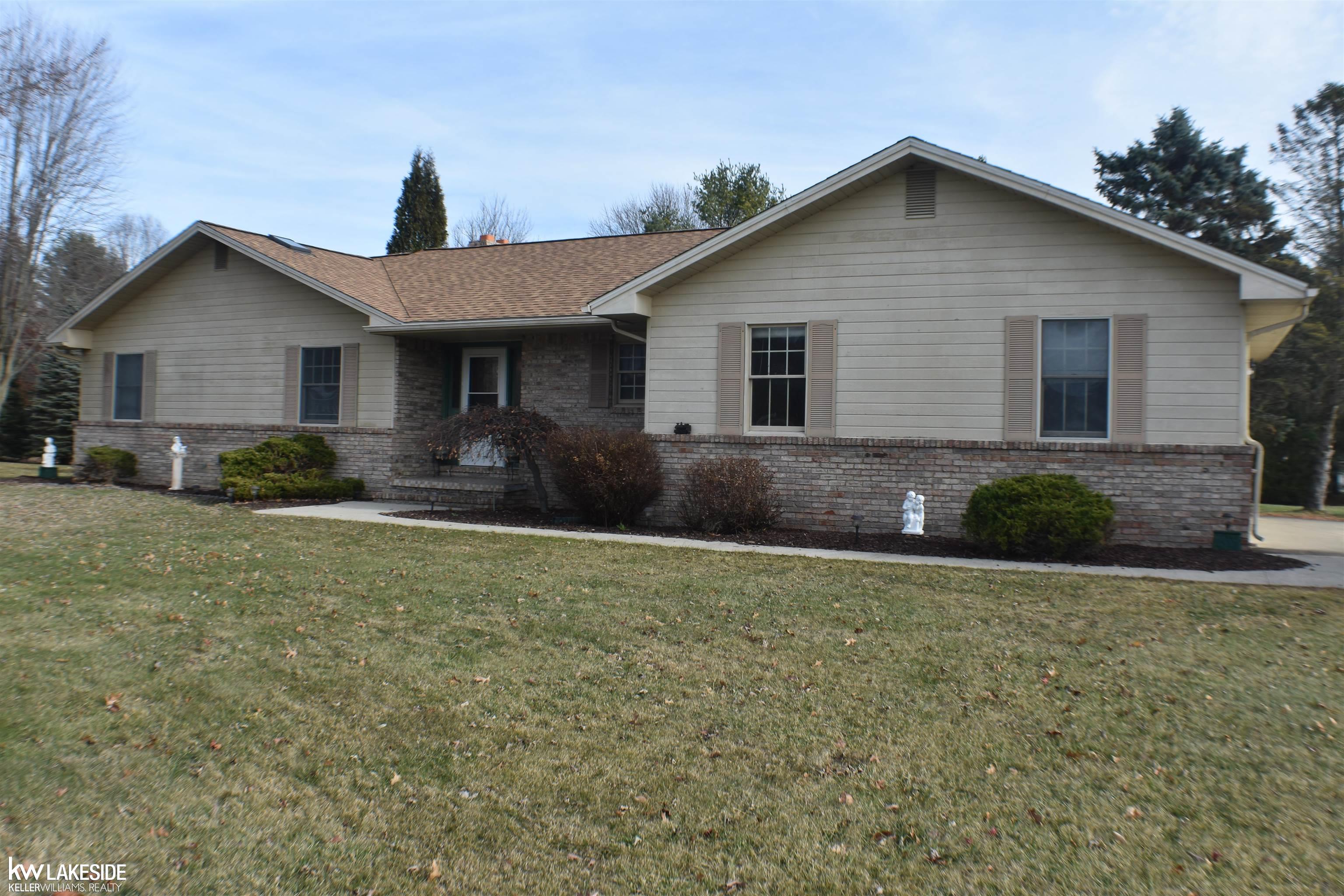 Homes for sale in East China, MI | 3405 Hemlock Ct, East China, MI 48054 | MLS# 50195066