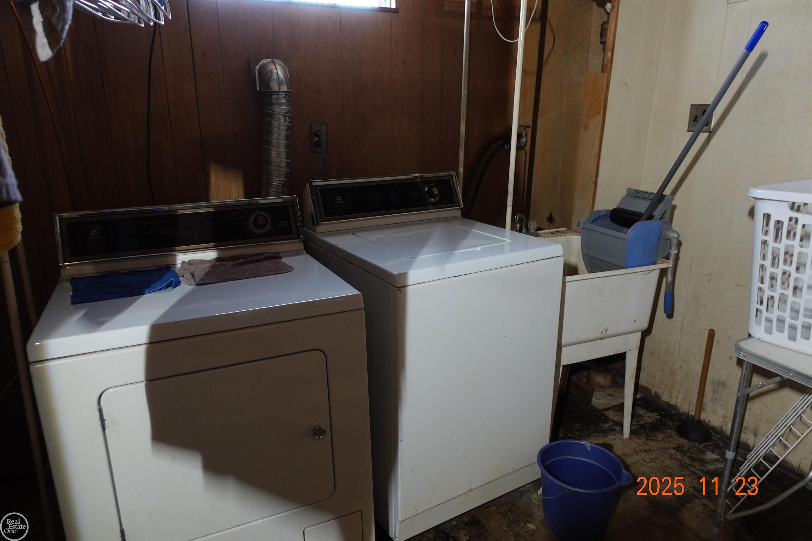 Homes for sale in Lincoln Park, MI | 808 White Ave, Lincoln Park, MI 48146 | MLS# 50195241