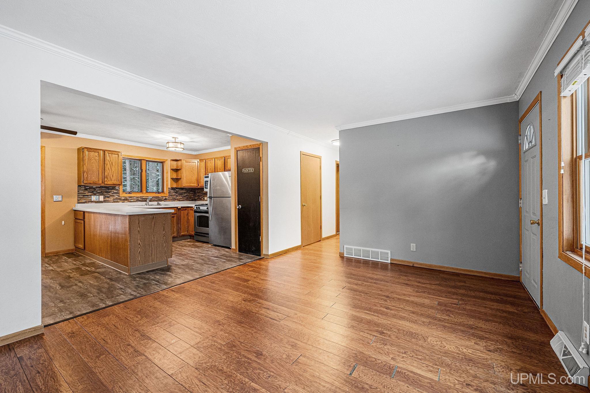 Homes for sale in Marquette, MI | 312 Fernwood Dr, Marquette, MI 49855 | MLS# 50195464