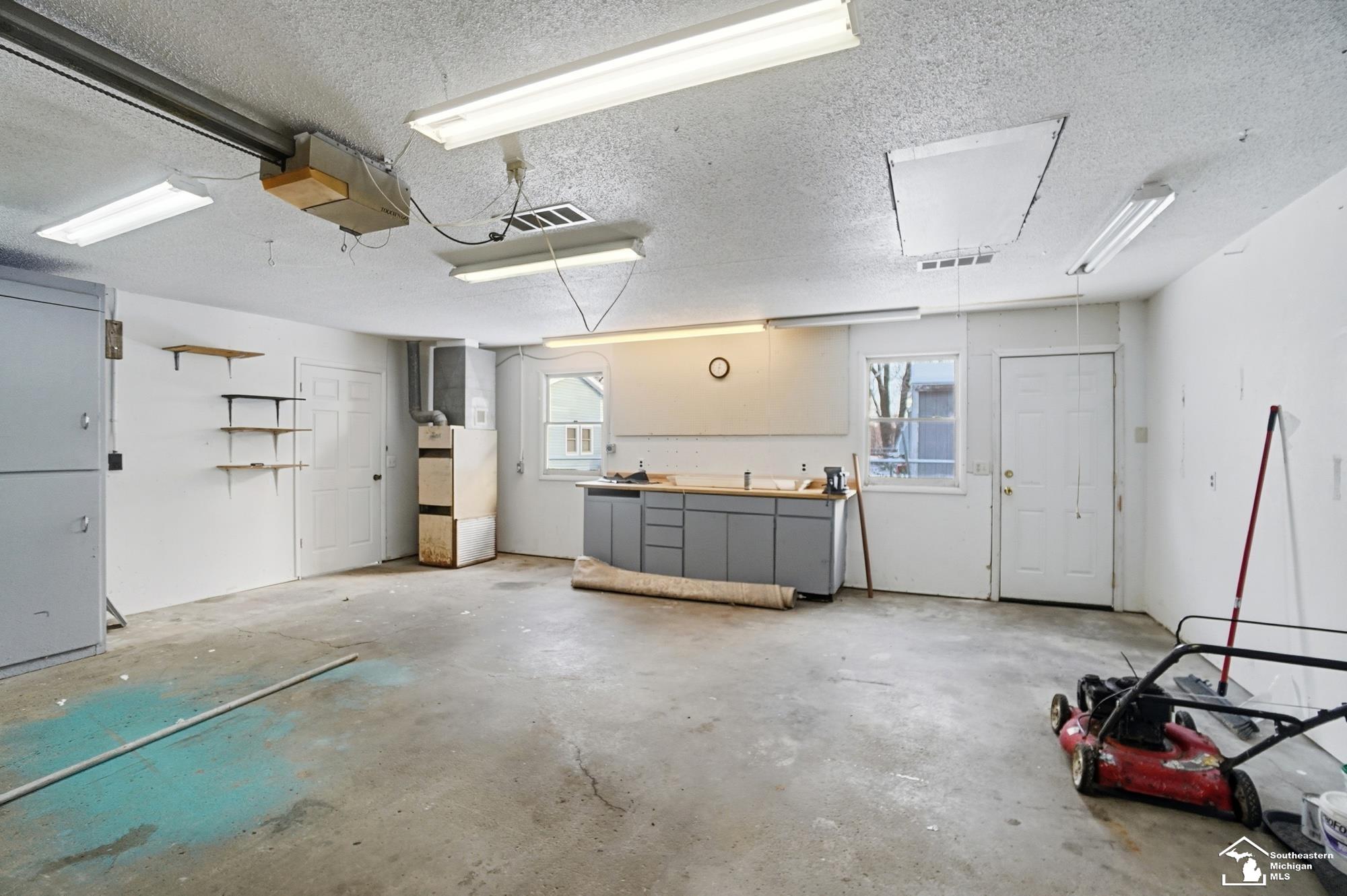 Homes for sale in Temperance, MI | 7350 Elmwood Dr, Temperance, MI 48182 | MLS# 50195480