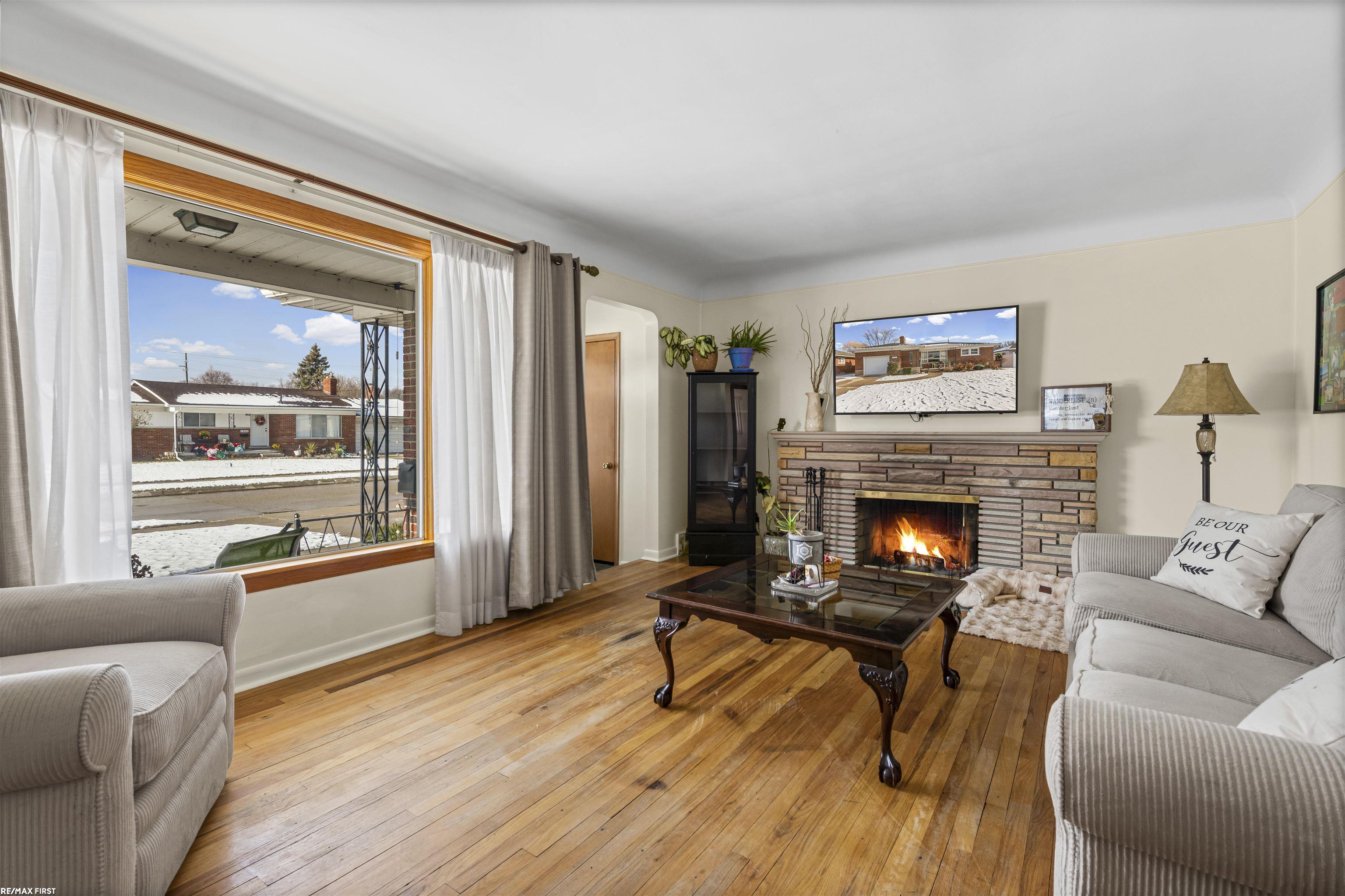 Homes for sale in Saint Clair Shores, MI | 28506 Kimberly Ln, Saint Clair Shores, MI 48081 | MLS# 50195491