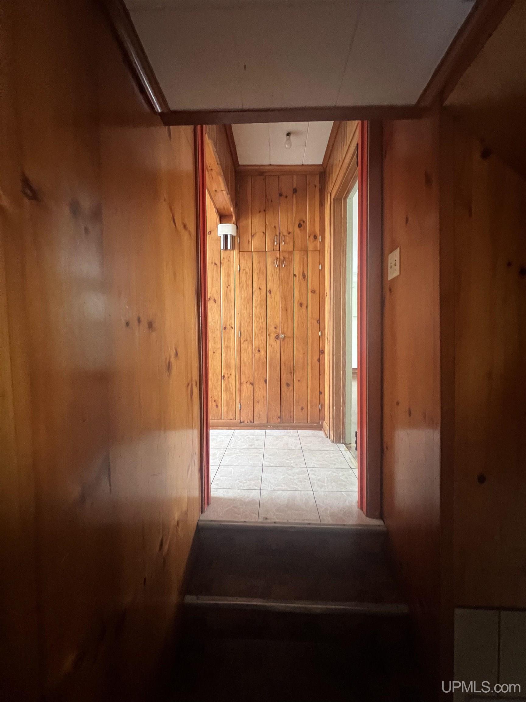 Homes for sale in Iron Mountain, MI | 1219 Crystal Lake Blvd, Iron Mountain, MI 49801 | MLS# 50195508