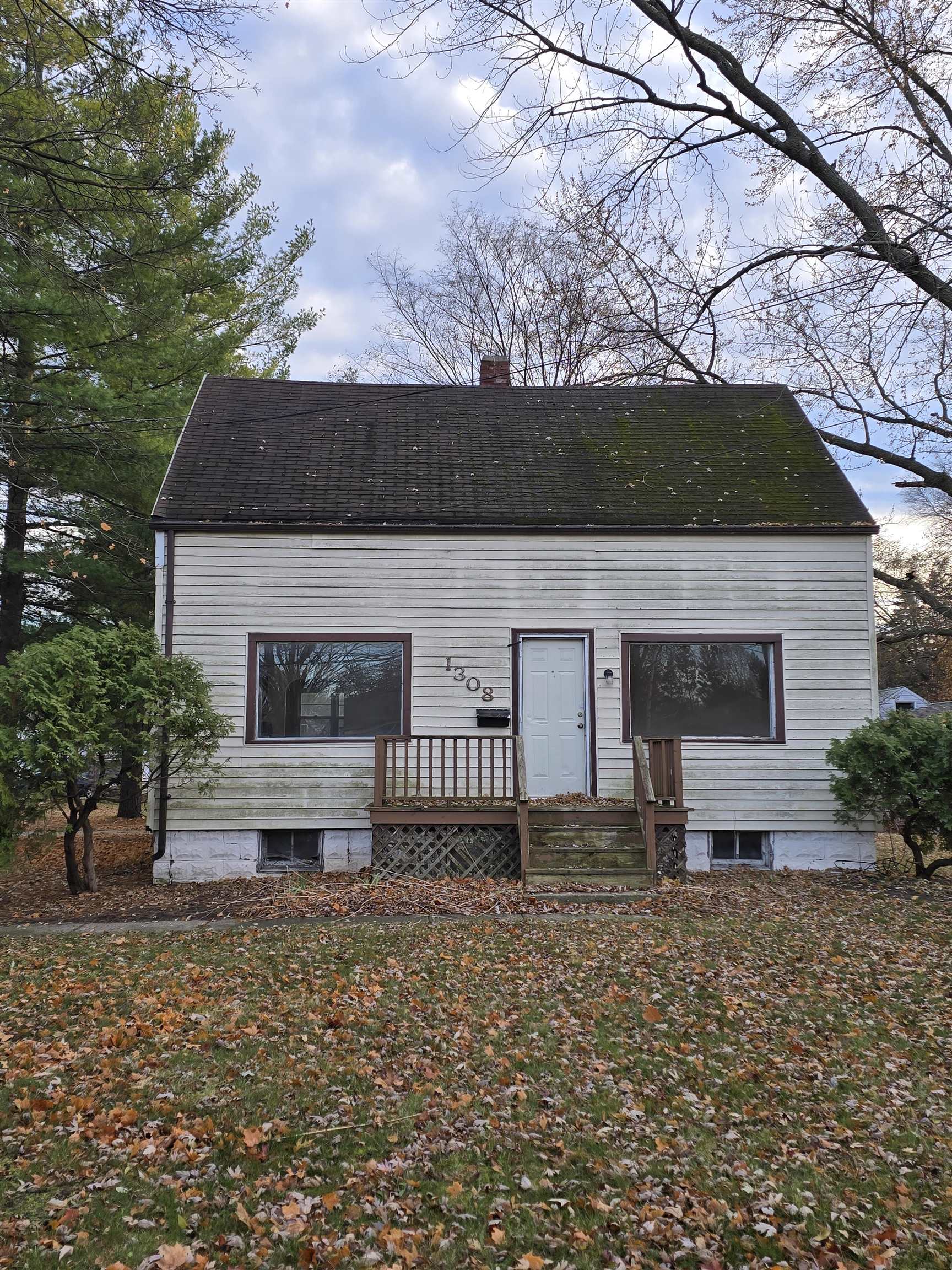 Homes for sale in Mount Pleasant, MI | 1308 E High St, Mount Pleasant, MI 48858 | MLS# 50195535