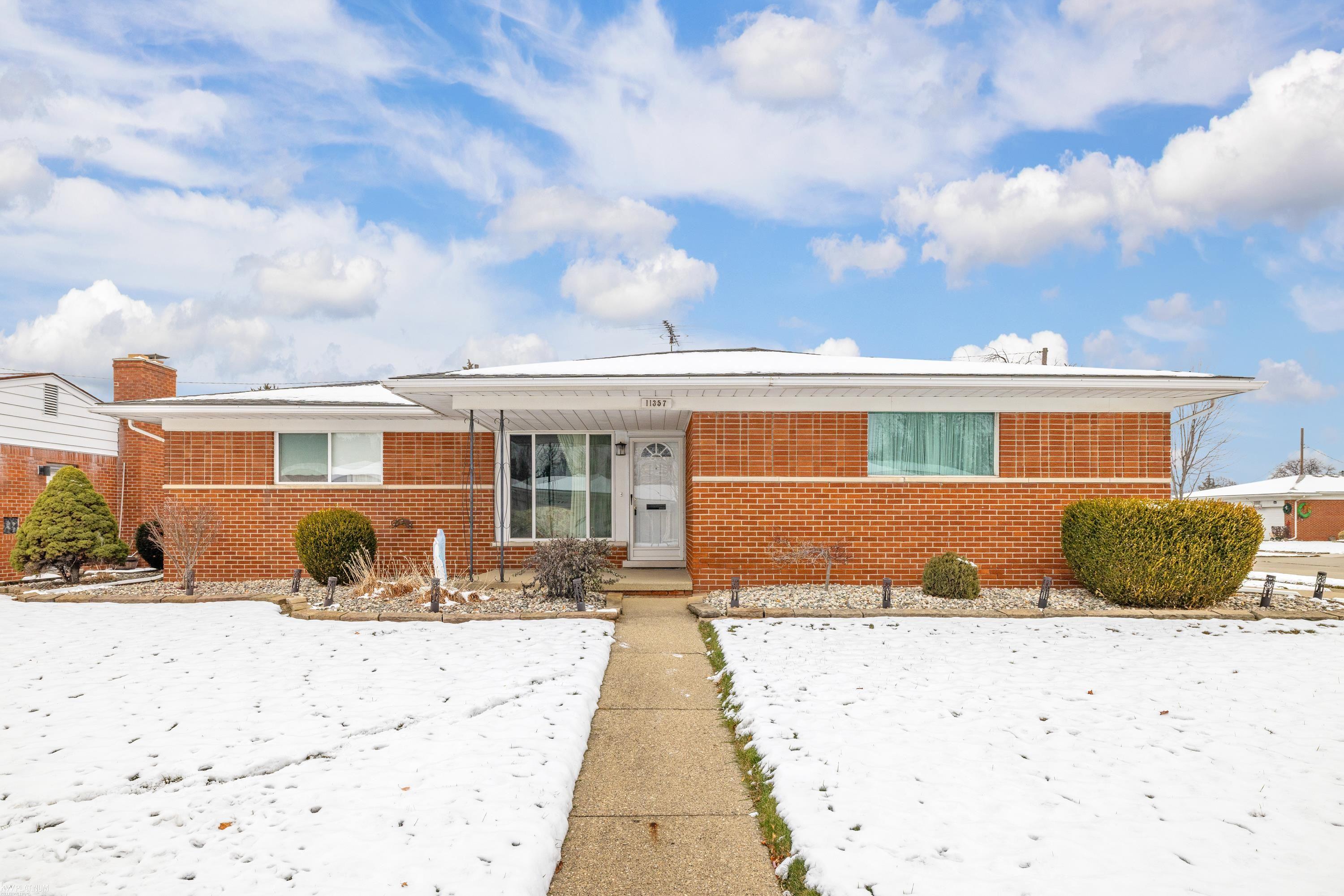 Homes for sale in Warren, MI | 11357 Geoffry St, Warren, MI 48093 | MLS# 50195588