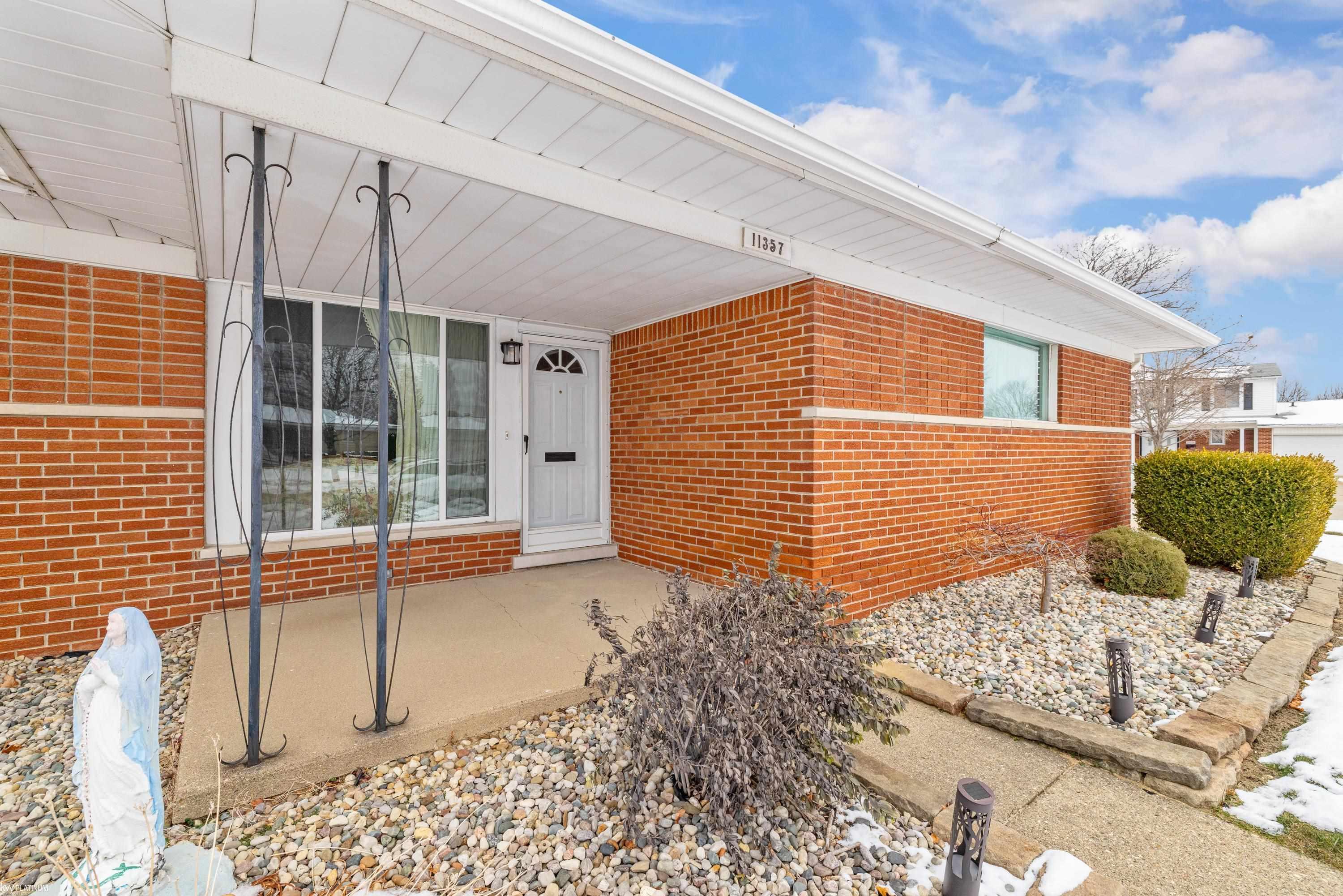 Homes for sale in Warren, MI | 11357 Geoffry St, Warren, MI 48093 | MLS# 50195588