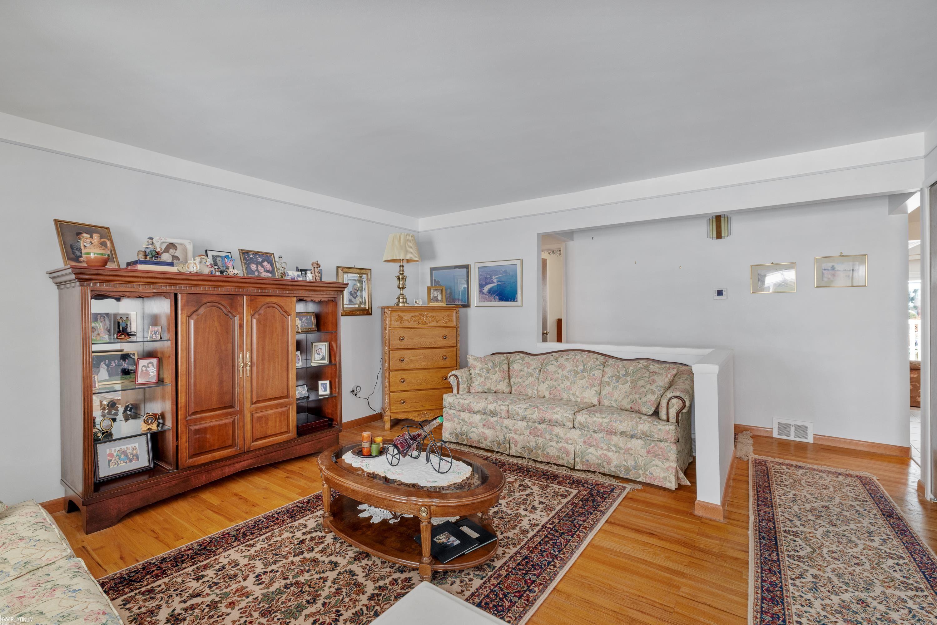 Homes for sale in Warren, MI | 11357 Geoffry St, Warren, MI 48093 | MLS# 50195588