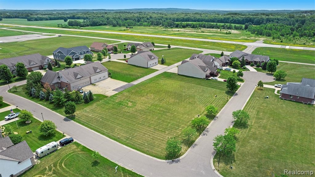 Homes for sale in Linden, MI | 15051 Poberezny Ct, Linden, MI 48451 | MLS# 50195632