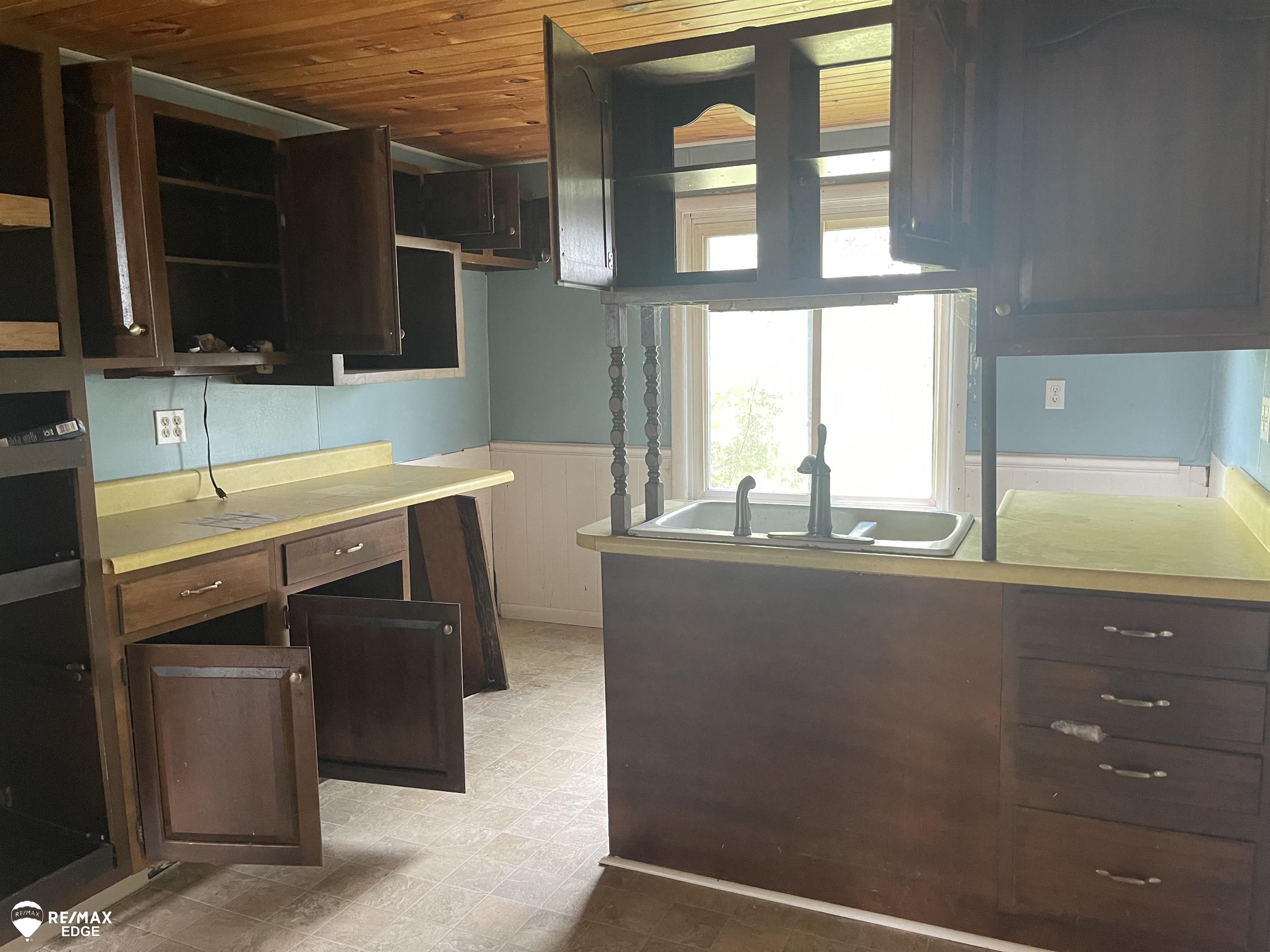 Homes for sale in Hemlock, MI | 3285 N Fordney Rd, Hemlock, MI 48626 | MLS# 50195681