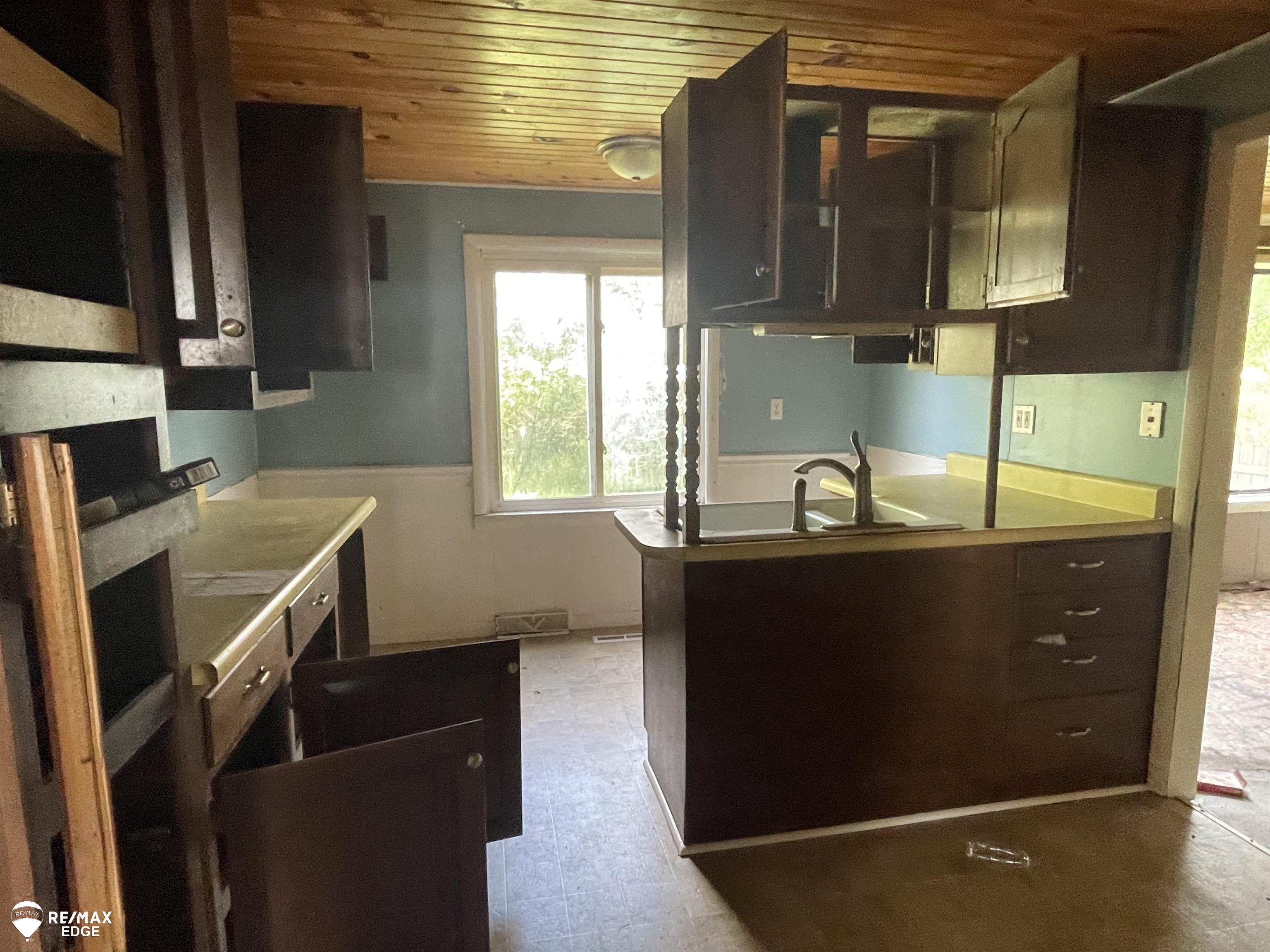 Homes for sale in Hemlock, MI | 3285 N Fordney Rd, Hemlock, MI 48626 | MLS# 50195681