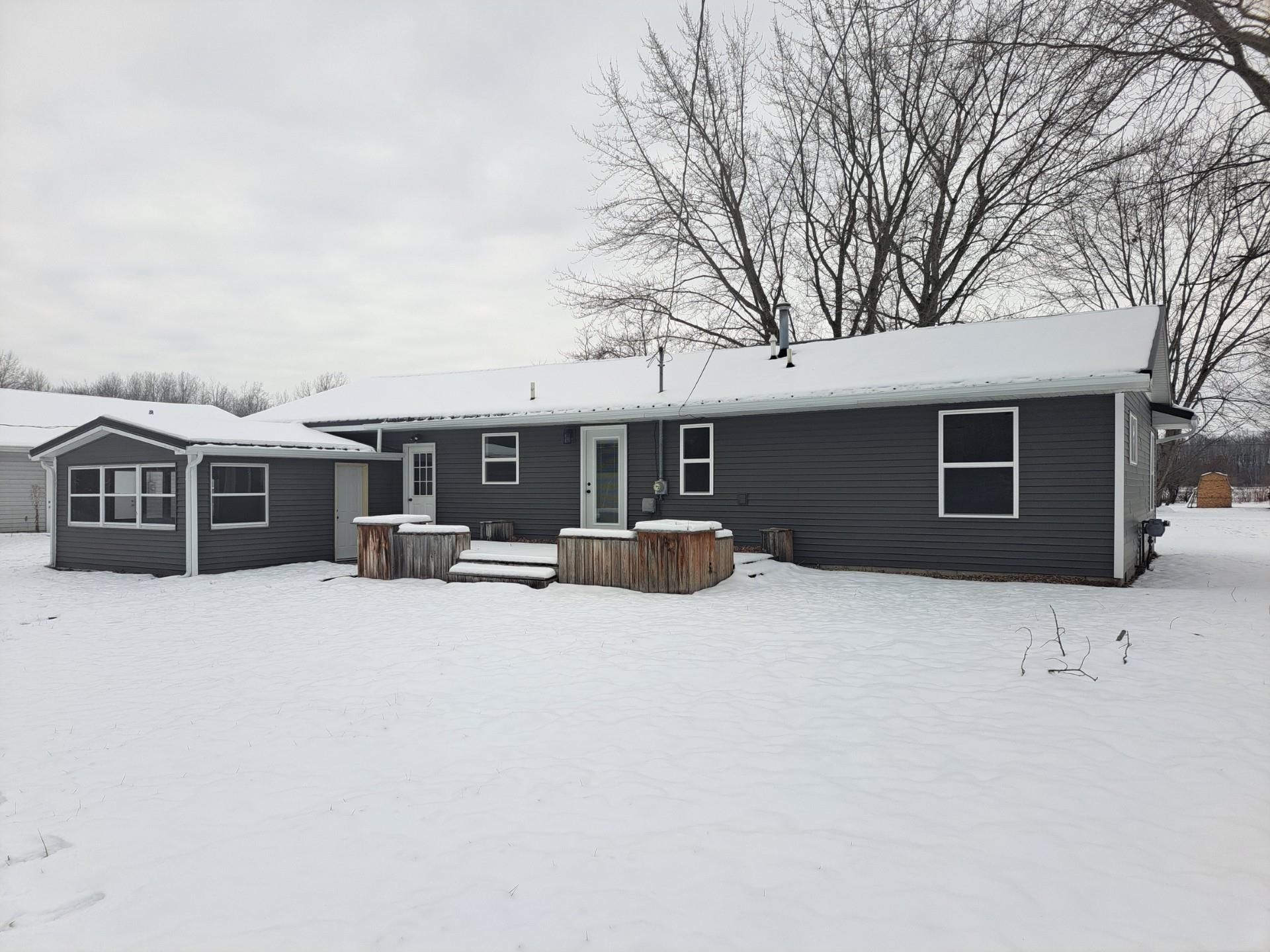 Homes for sale in Sanford, MI | 1031 W Marsh Dr, Sanford, MI 48657 | MLS# 50195687