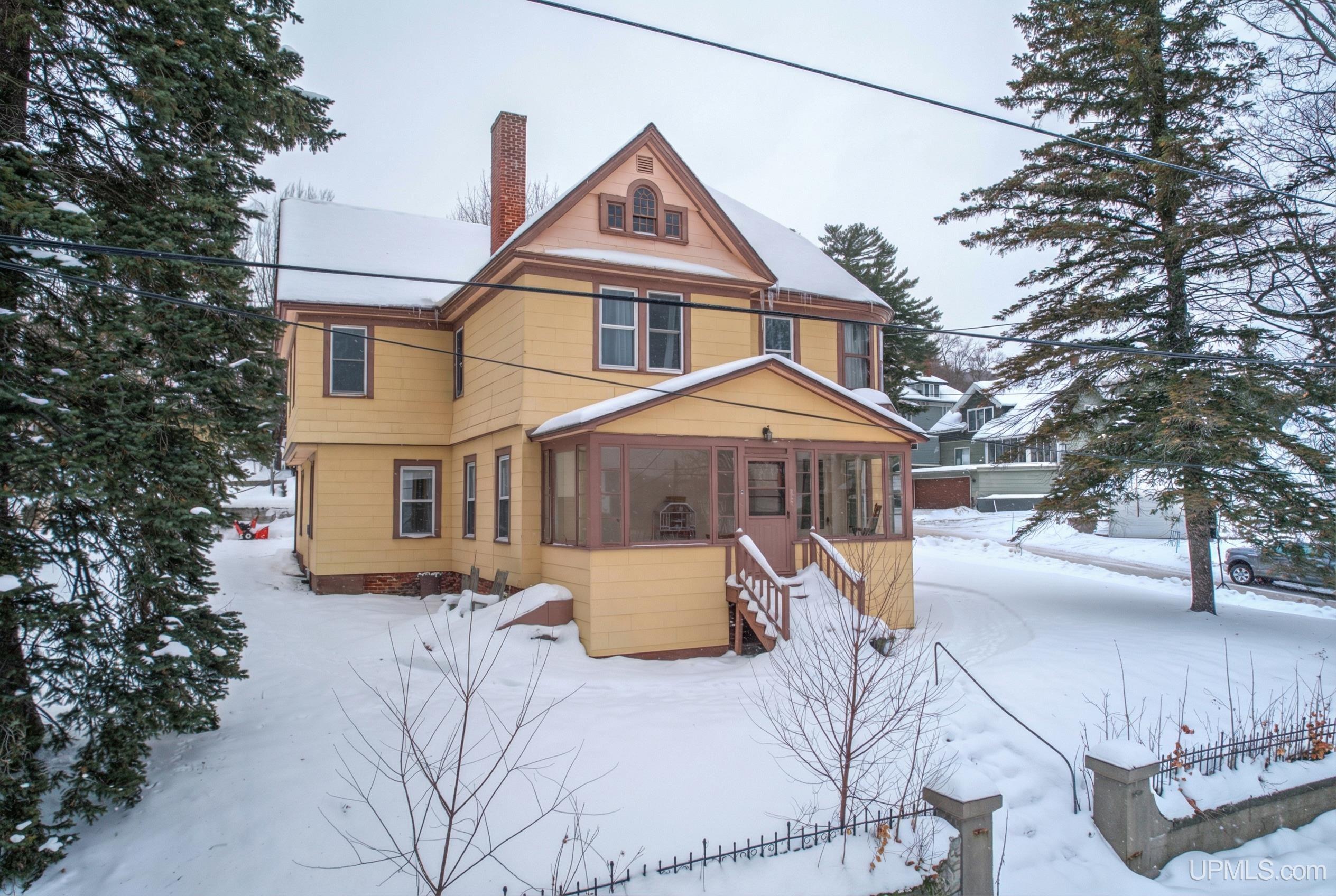 Homes for sale in Hancock, MI | 218 Harris Ave, Hancock, MI 49930 | MLS# 50196168