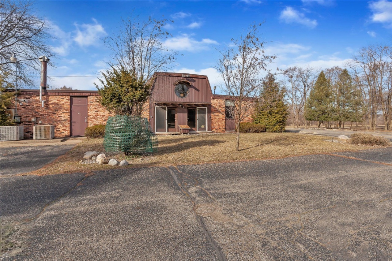 Homes for sale in Springfield, MI | 465 Avenue C, Springfield, MI 49037 | MLS# 70182455