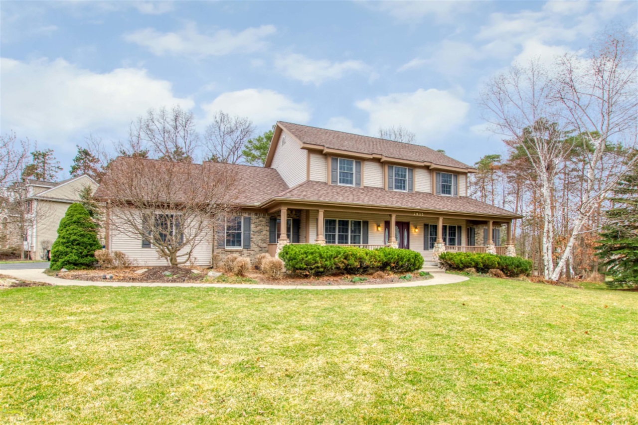 Homes for sale in Ada, MI | 7913 Jonathan Woods Dr, Ada, MI 49301 | MLS# 70186216