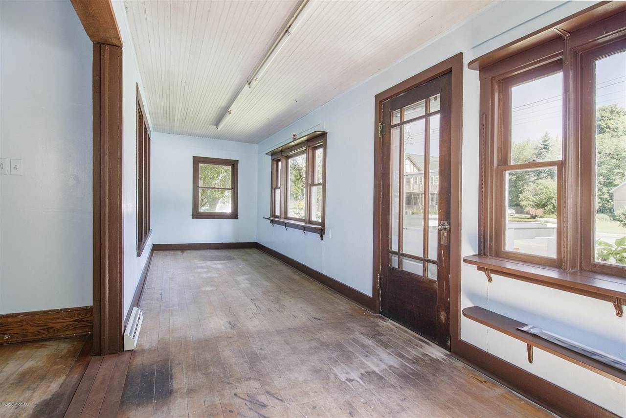 Homes for sale in Onekama, MI | 5117 Main St, Onekama, MI 49675 | MLS# 70261350