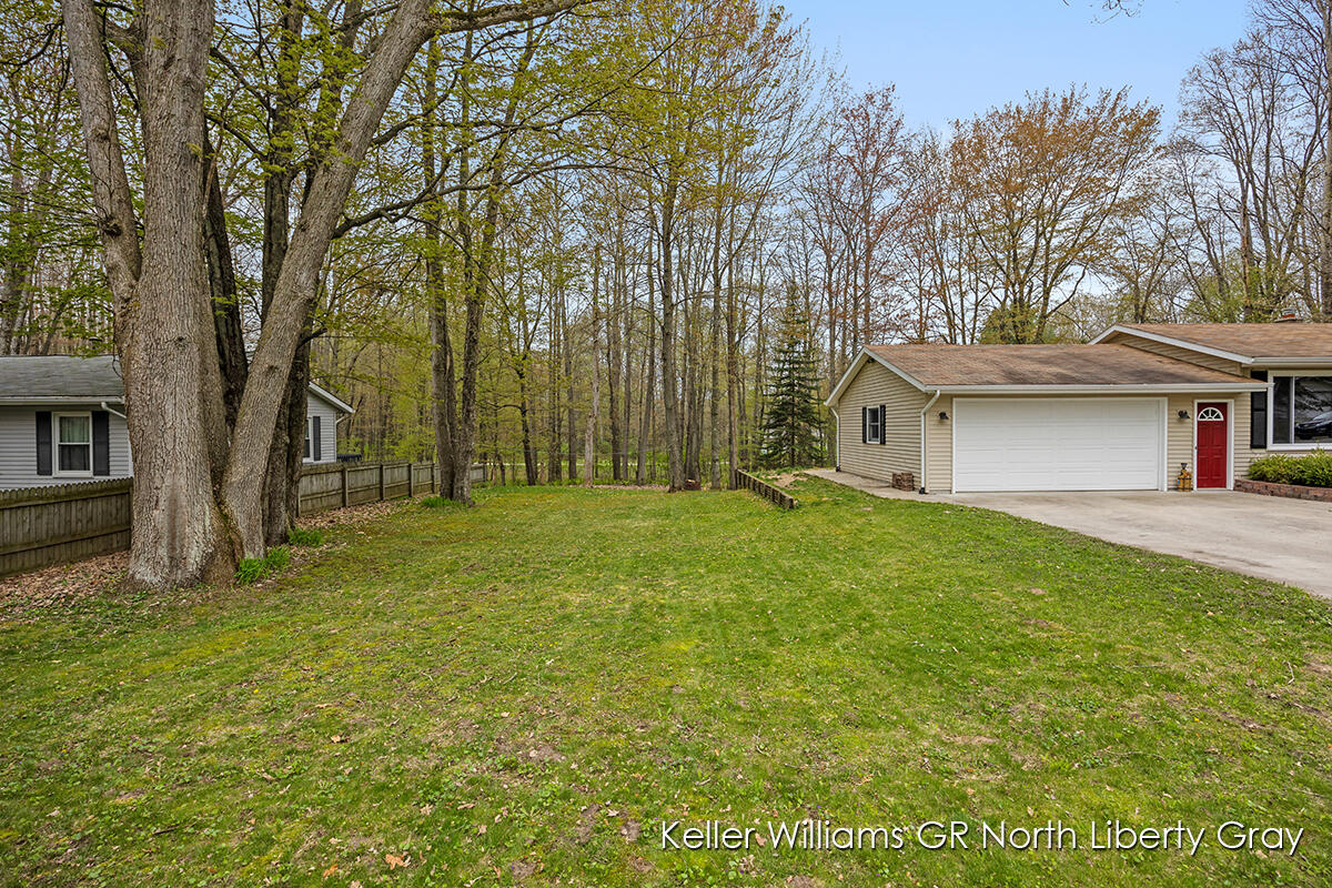 Homes for sale in Canadian Lakes, MI | 7603 8th Street, Canadian Lakes, MI 49346 | MLS# 70311520