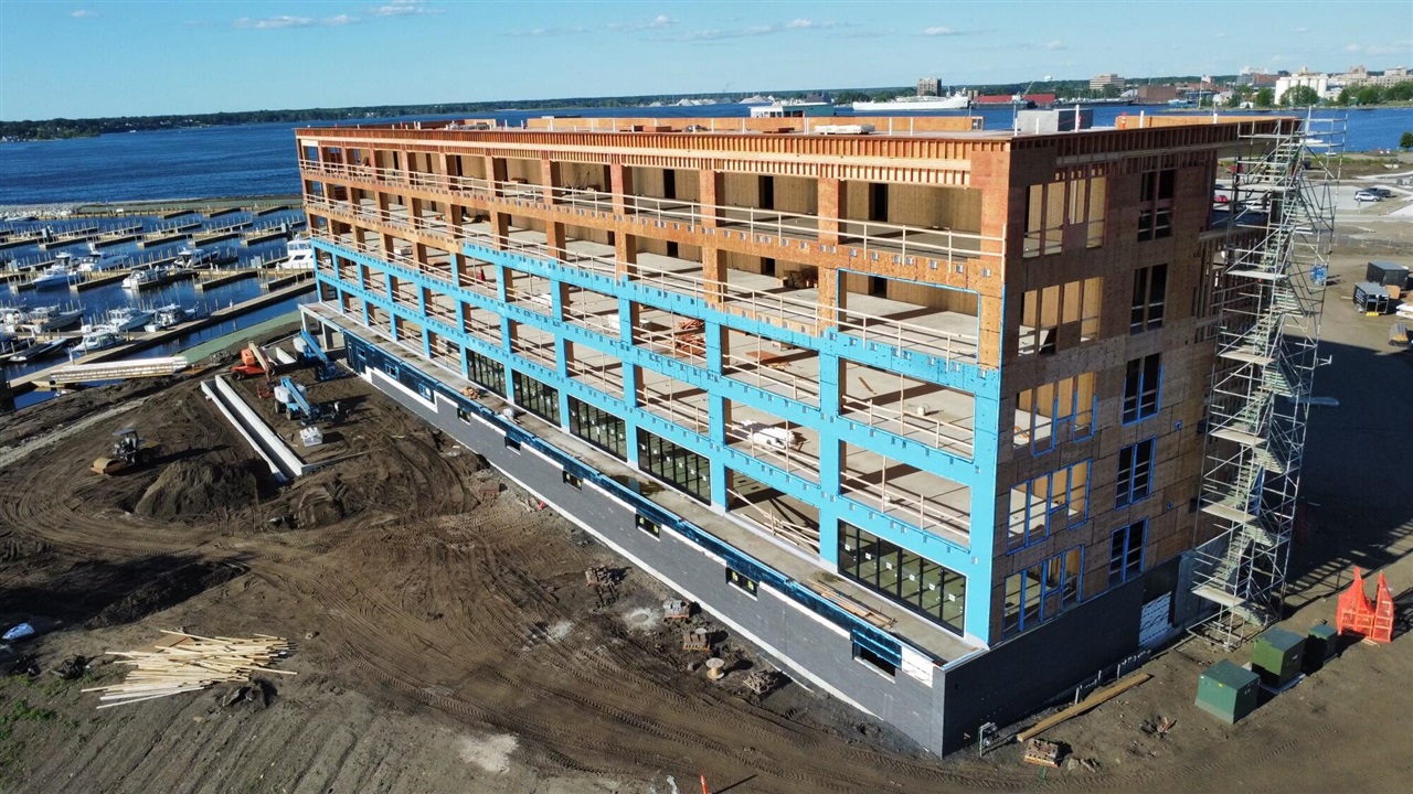 Homes for sale in Muskegon, MI | 901 Adelaide Cir #206, Muskegon, MI 49441 | MLS# 70317858