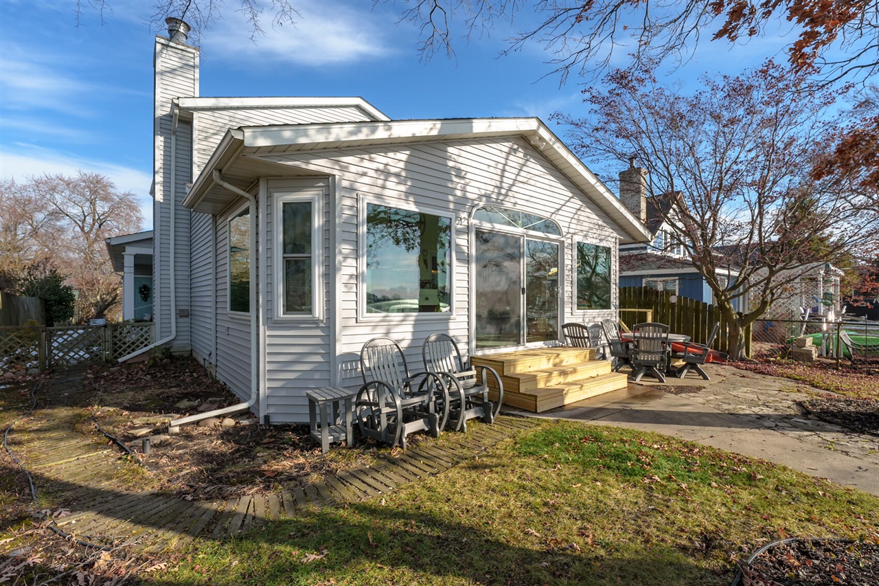 Homes for sale in Portage, MI | 2144 Ames Dr, Portage, MI 49002 | MLS# 70390564