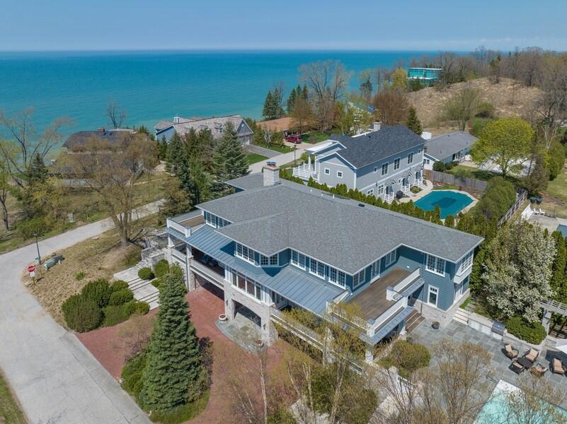 Homes for sale in New Buffalo, MI | 49106 Sun Valley Falls Blvd, New Buffalo, MI 49117 | MLS# 70393575