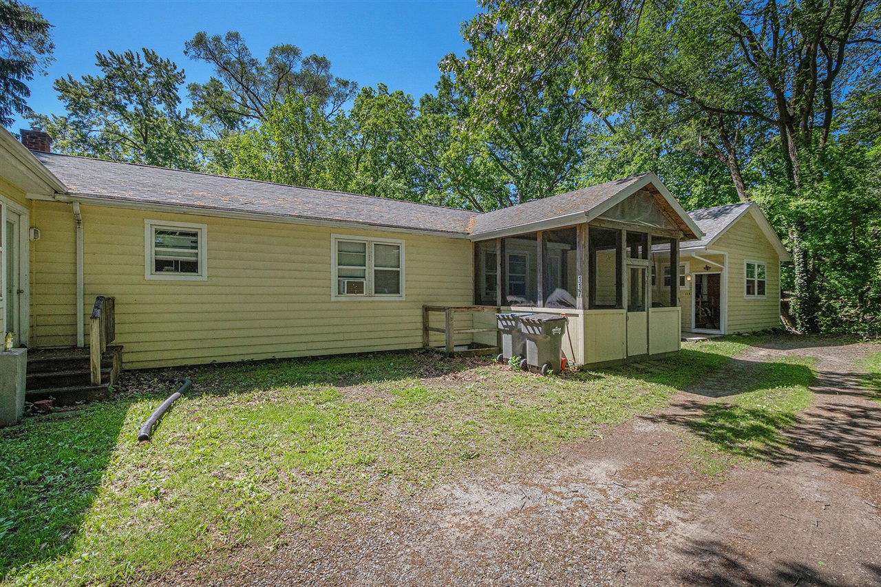 Homes for sale in New Buffalo, MI | 121 E Michigan St, New Buffalo, MI 49117 | MLS# 70410723