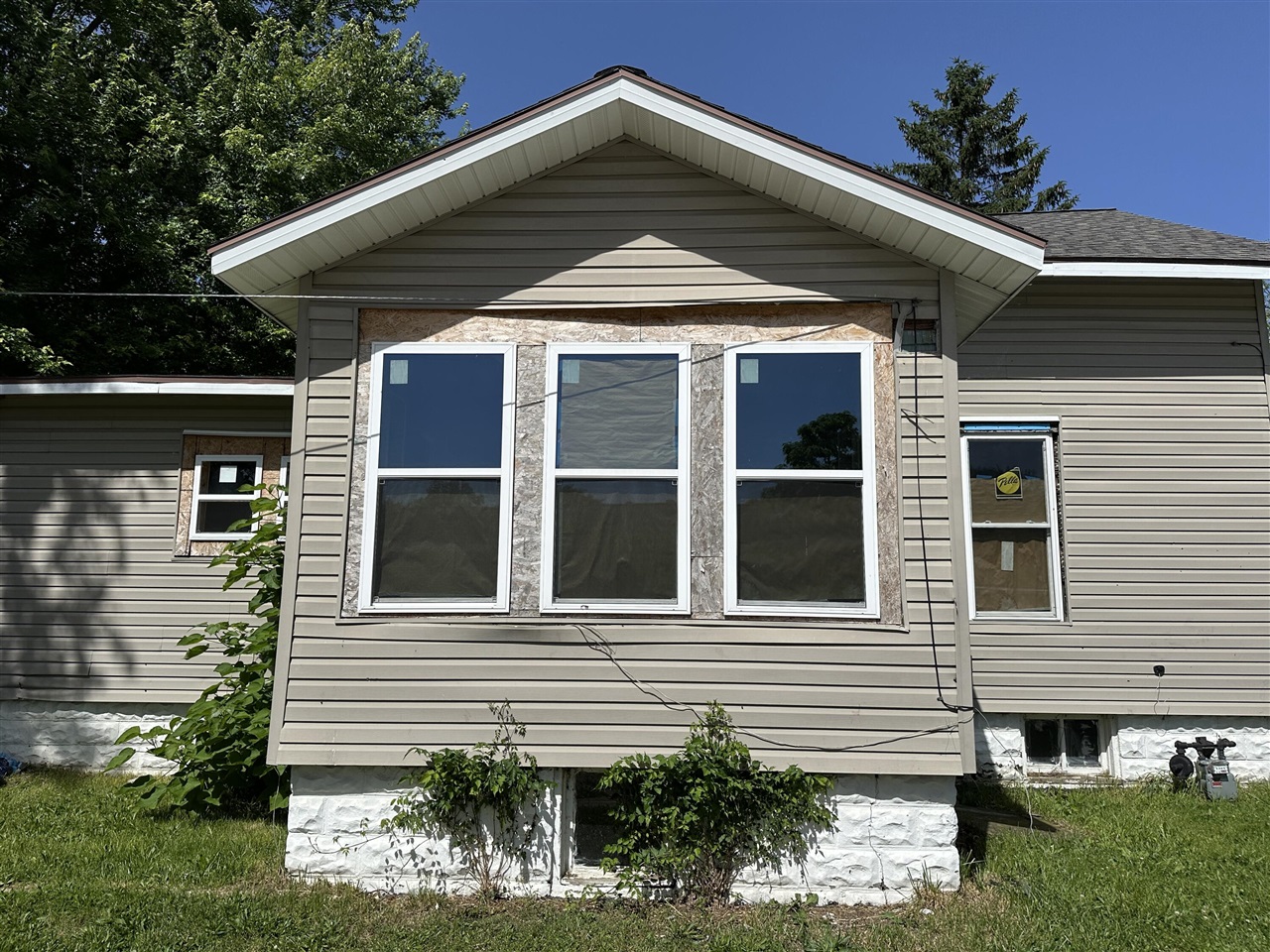 Homes for sale in Benton Harbor, MI | 696 Highland Ave, Benton Harbor, MI 49022 | MLS# 70411280