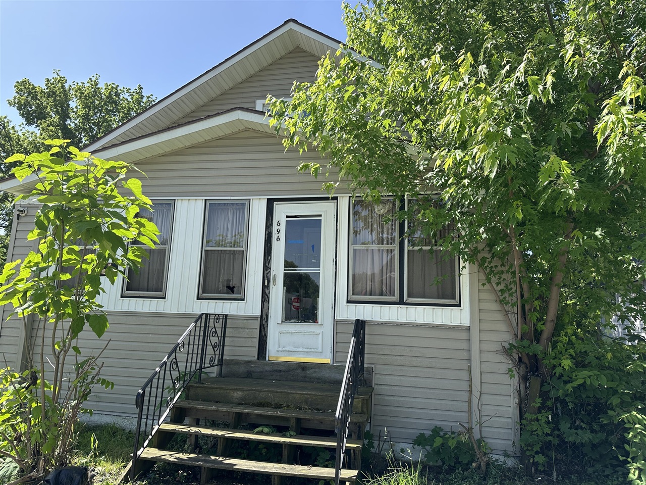 Homes for sale in Benton Harbor, MI | 696 Highland Ave, Benton Harbor, MI 49022 | MLS# 70411280