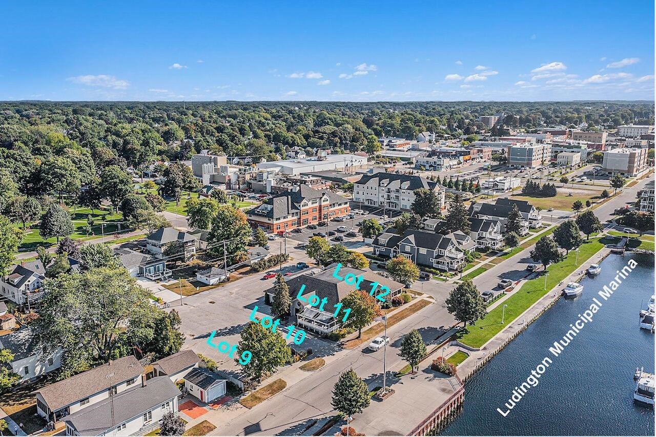 Homes for sale in Ludington, MI | 502 W Loomis, Ludington, MI 49431 | MLS# 70429503