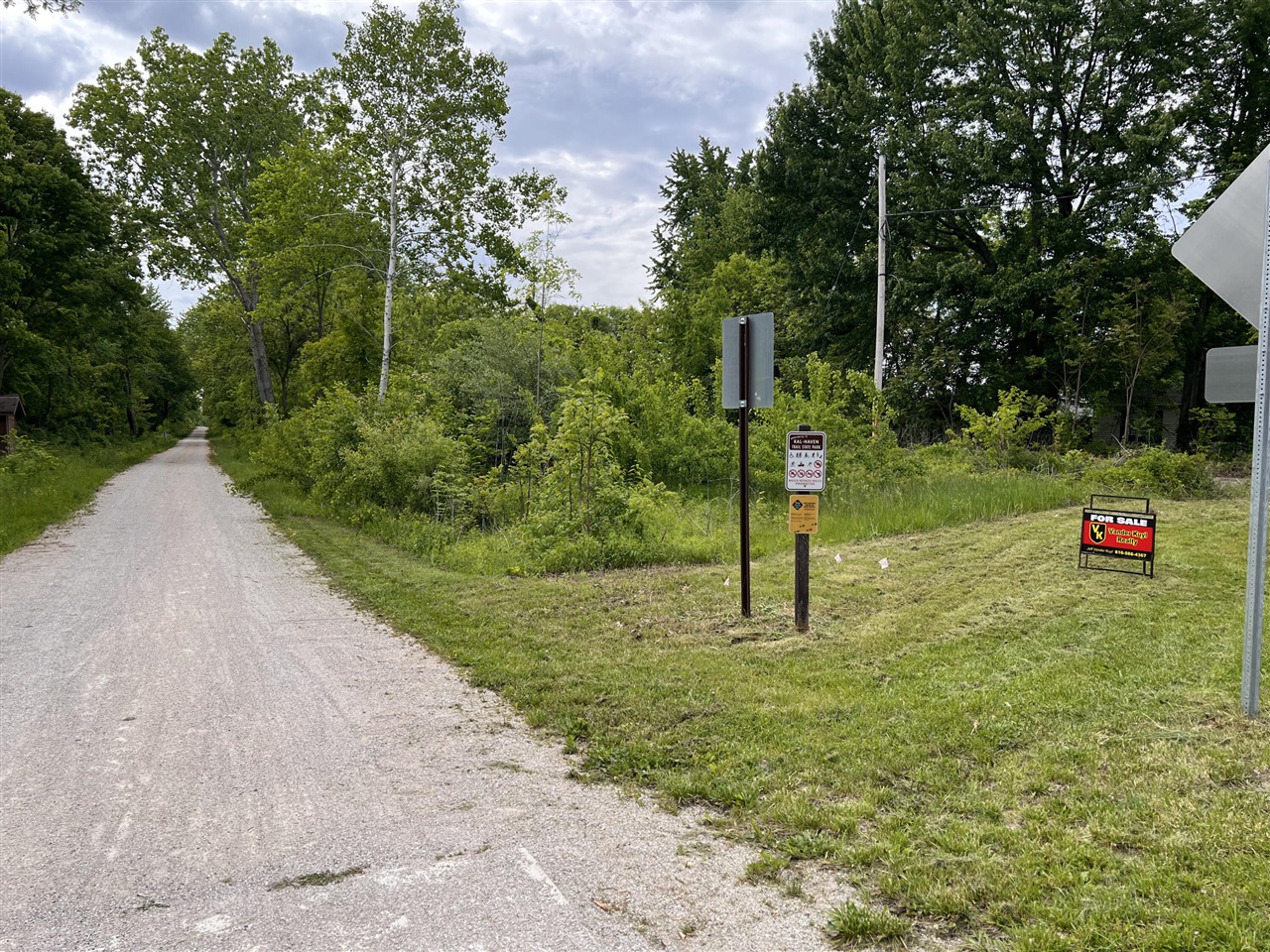 Homes for sale in Lacota, MI | 01958 Cr 681, Lacota, MI 49063 | MLS# 70433698