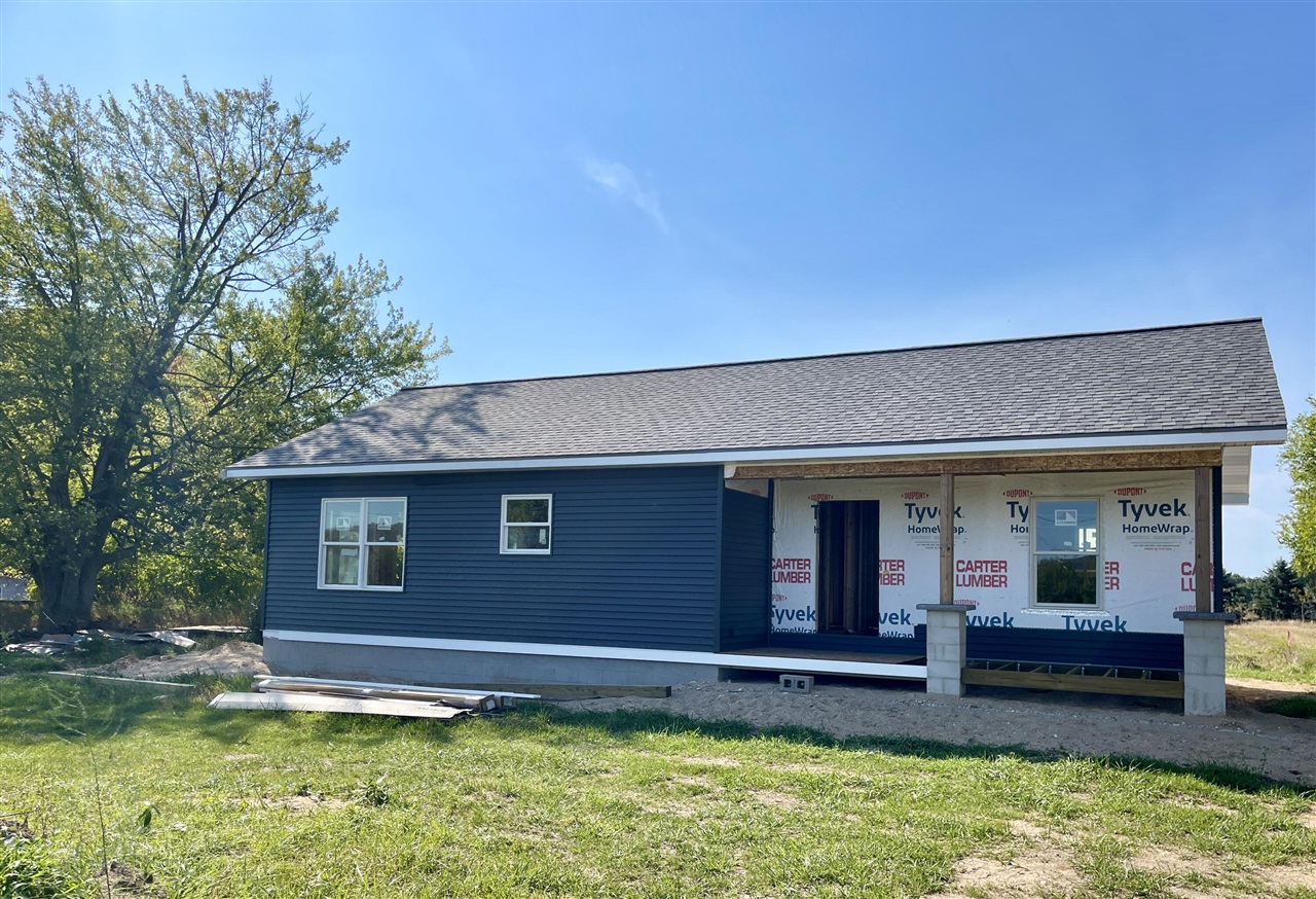 Homes for sale in Pentwater, MI | 6193 S Pere Marquette Hwy, Pentwater, MI 49449 | MLS# 70434679